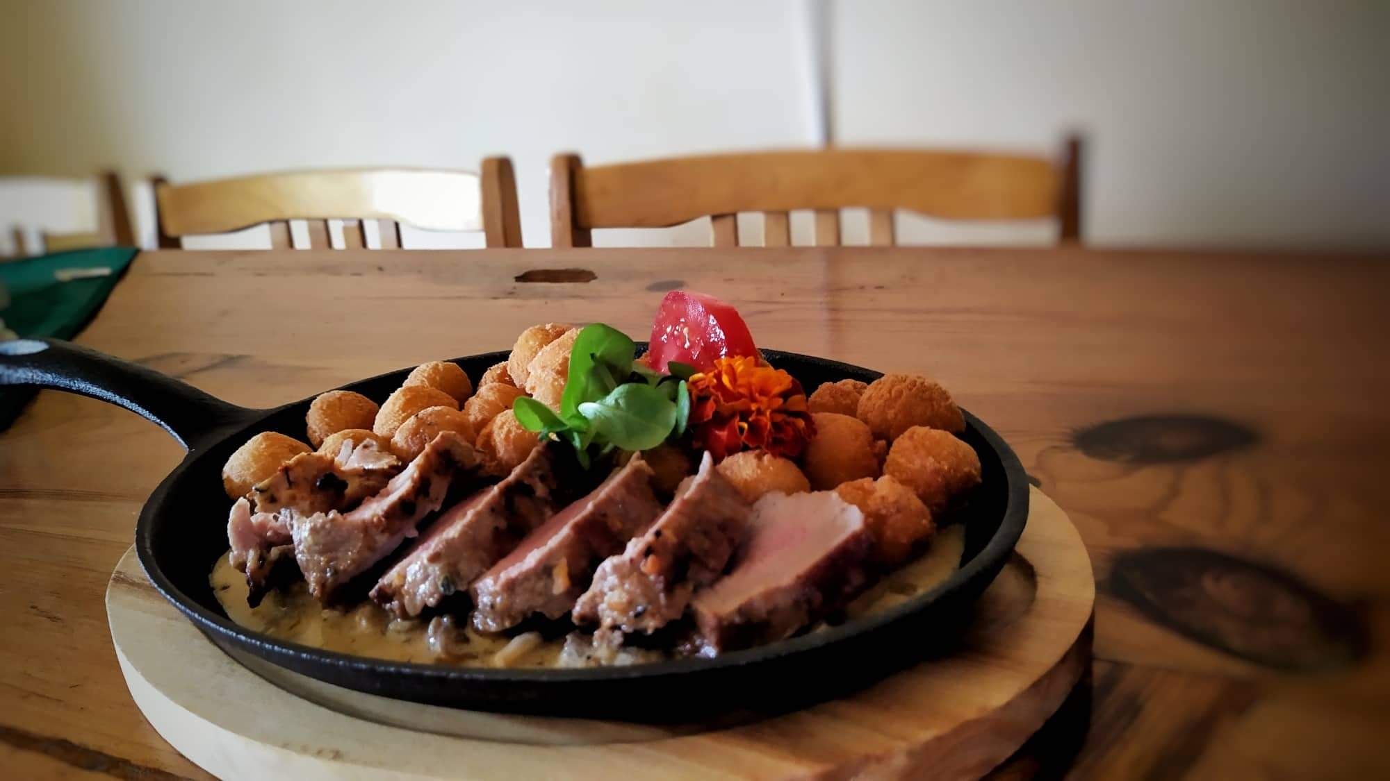Zámecká restaurace foto 2