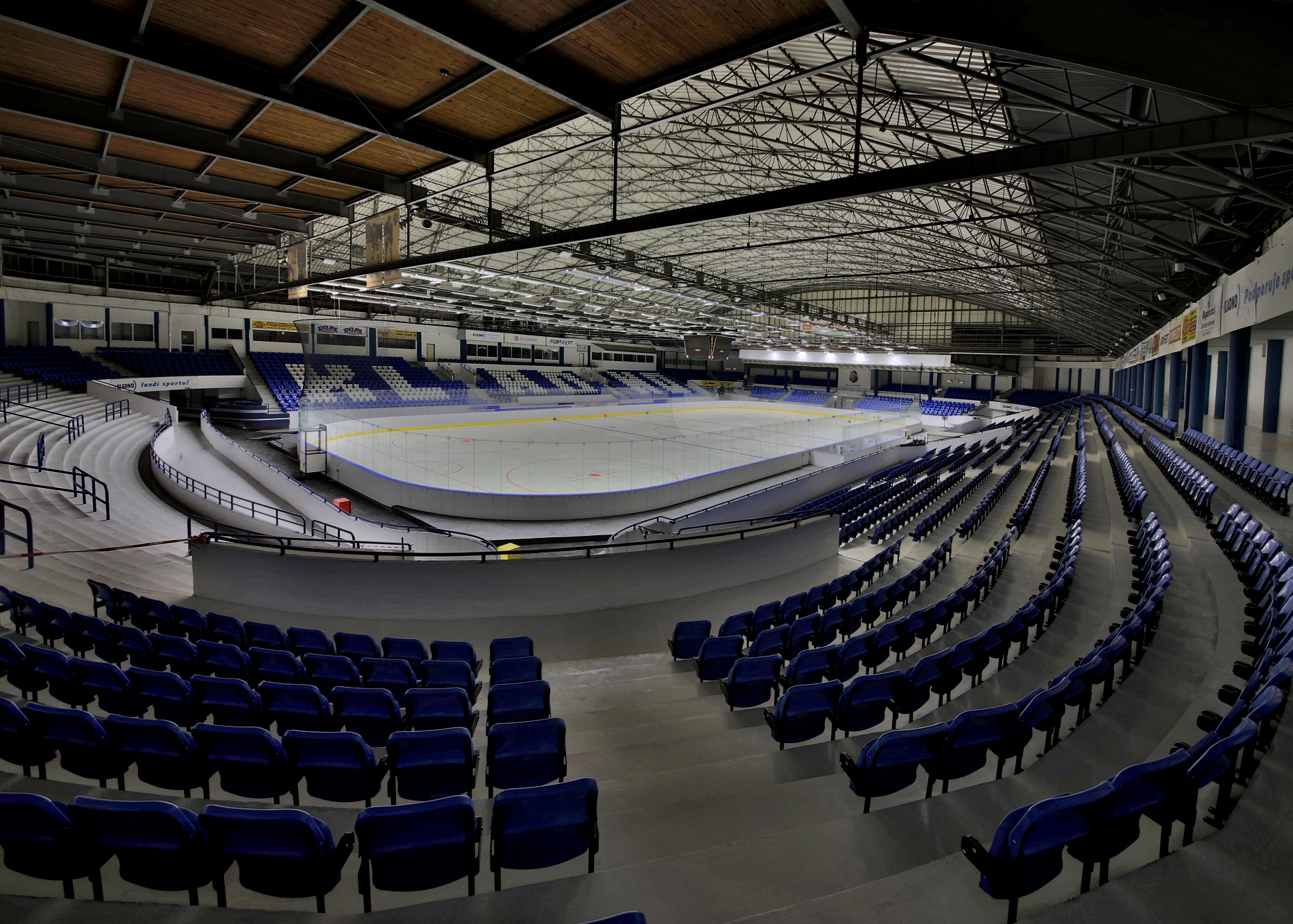 ČEZ zimní stadion Kladno foto 4