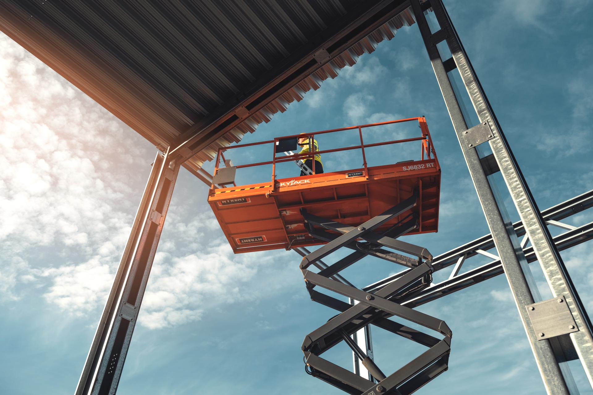 LLENTAB - Stavíme montované haly