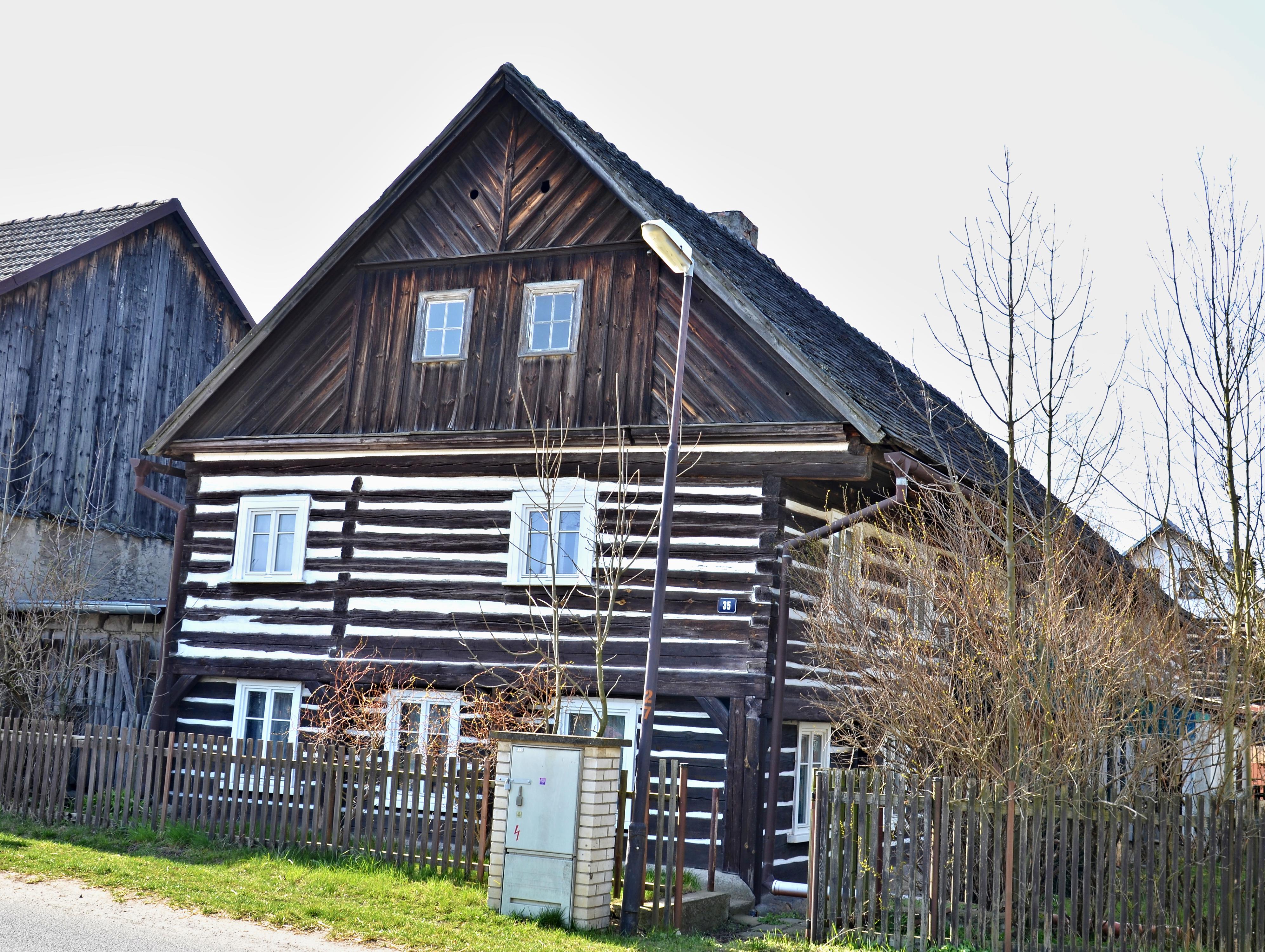 Holany - úřad městyse foto 3