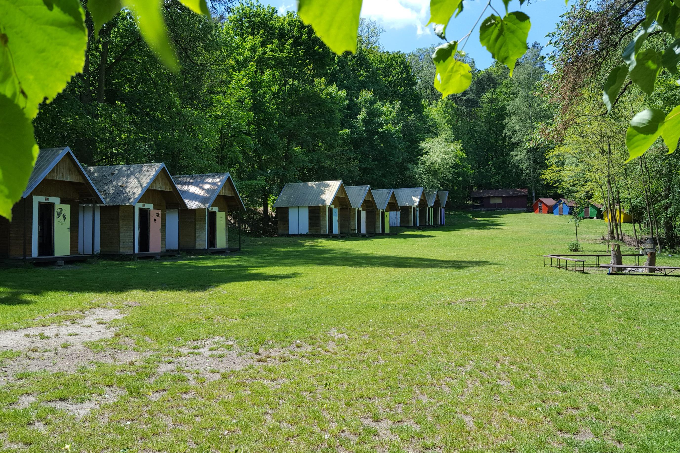 Suté břehy - táborová osada
