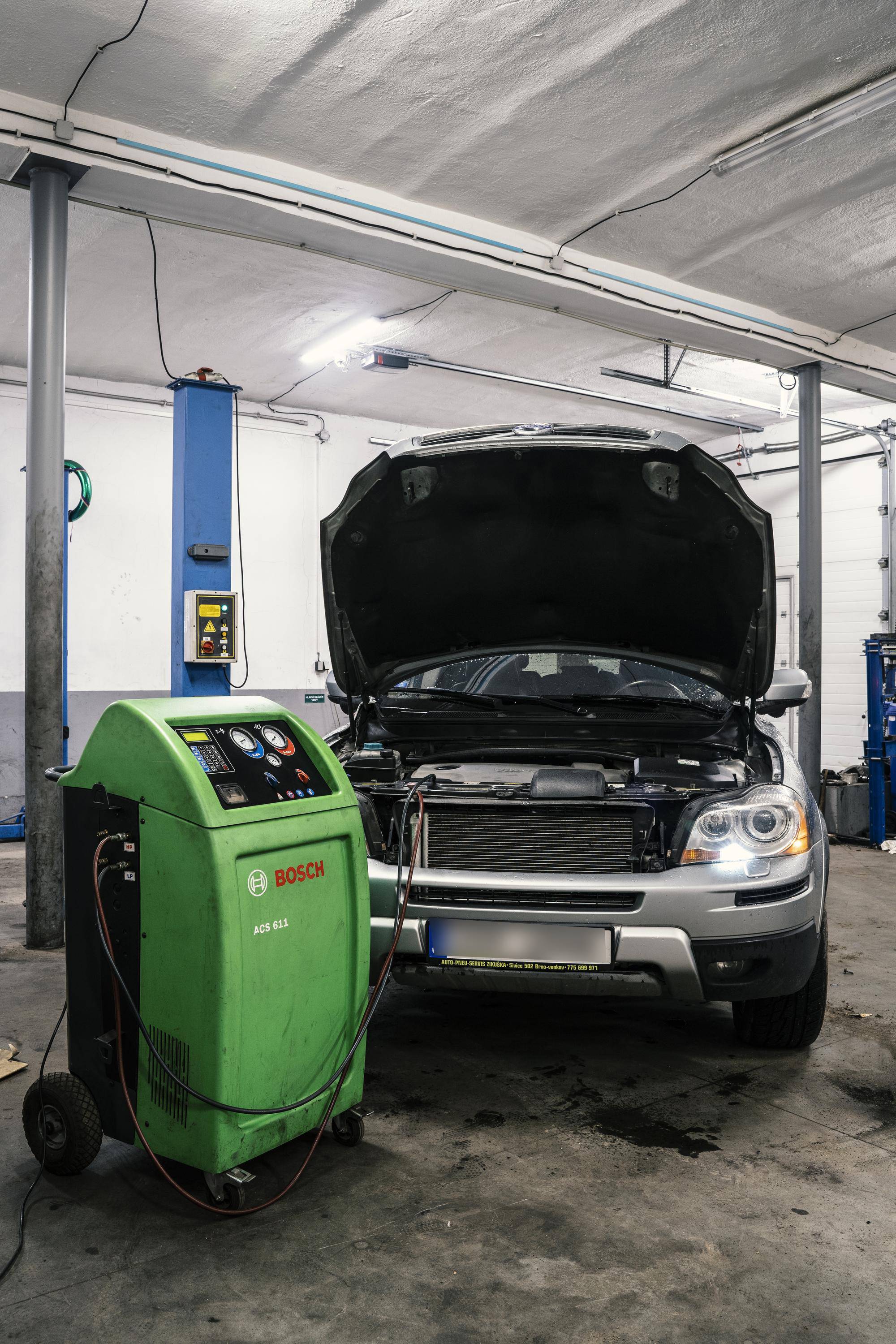 Auto-pneu servis Zikuška foto 2