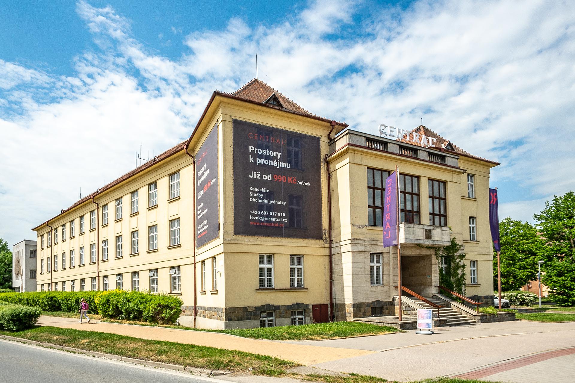 Mgr. Emil Poul, advokát
