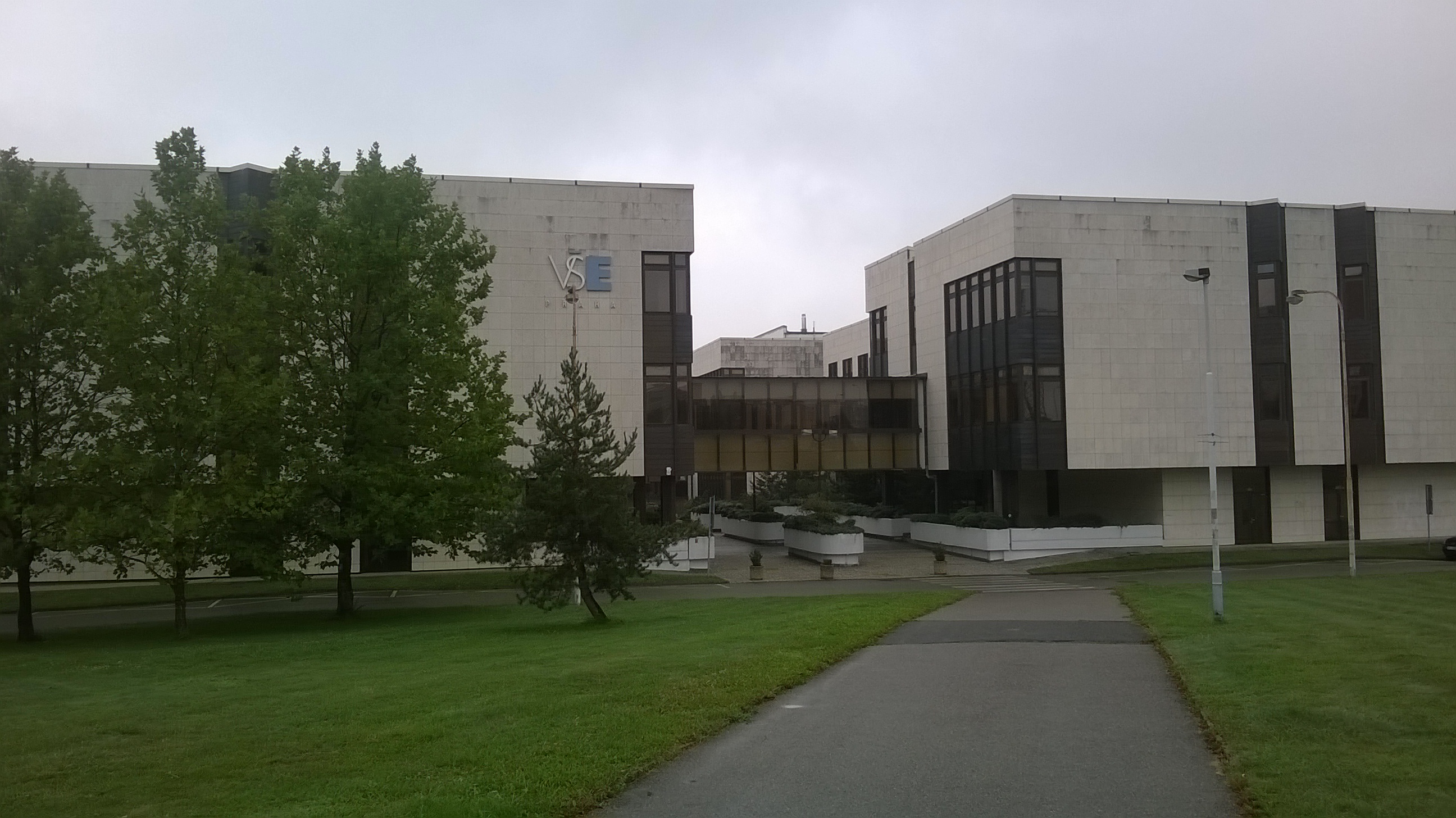 Institut krizového managementu VŠE v Praze