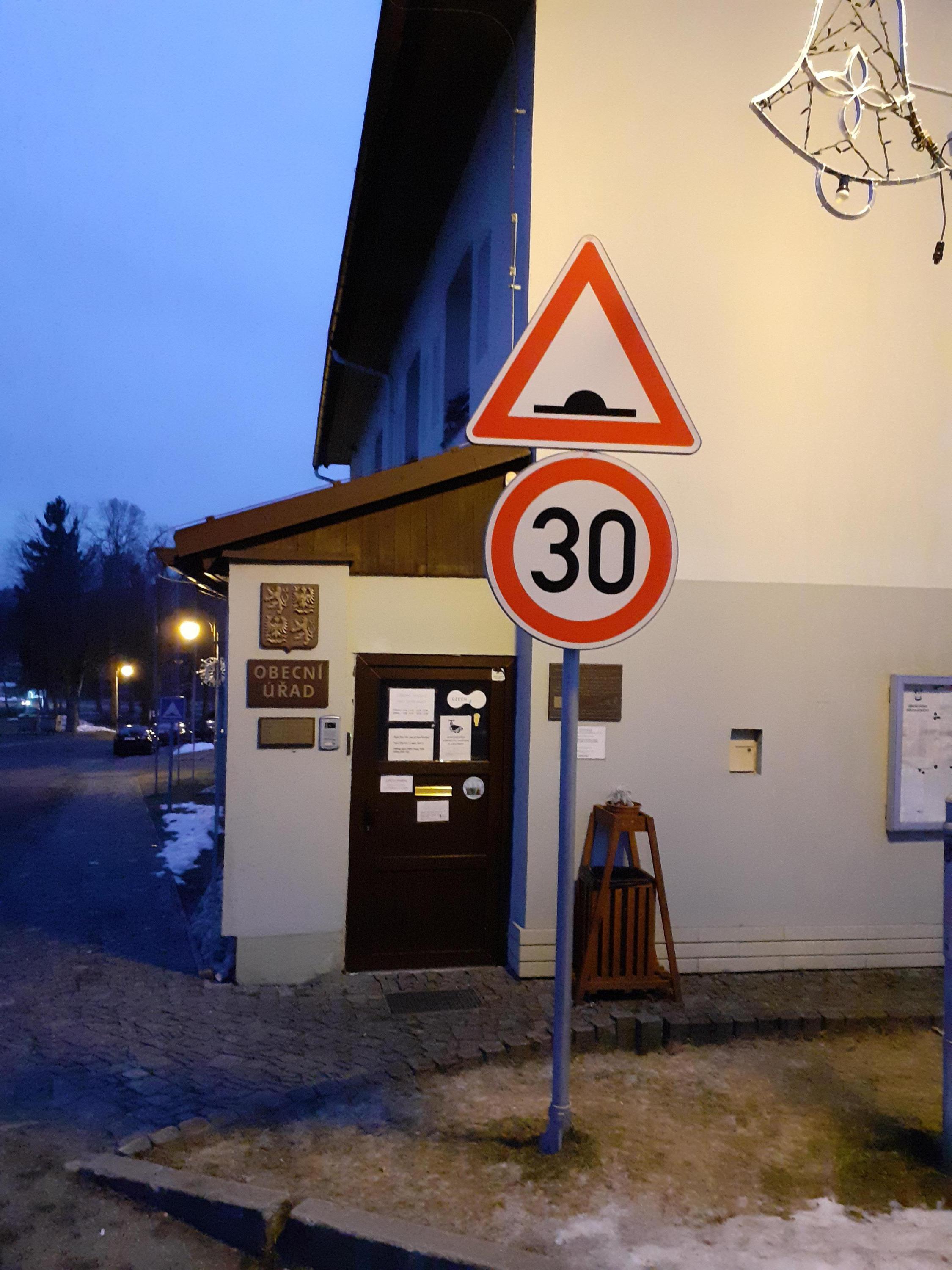 Strážný - úřad městyse foto 3
