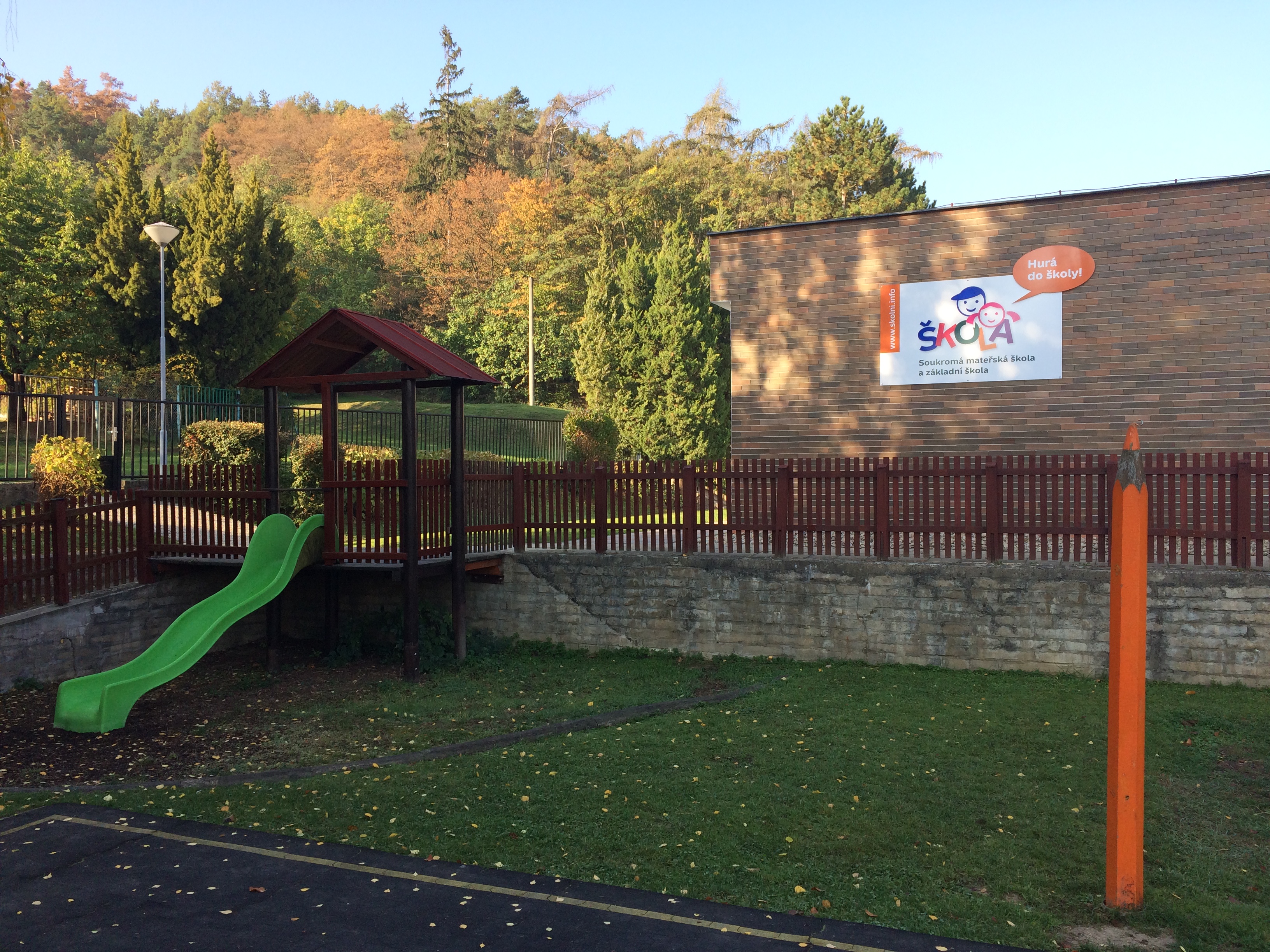 Škola Rozmarýnová foto 2