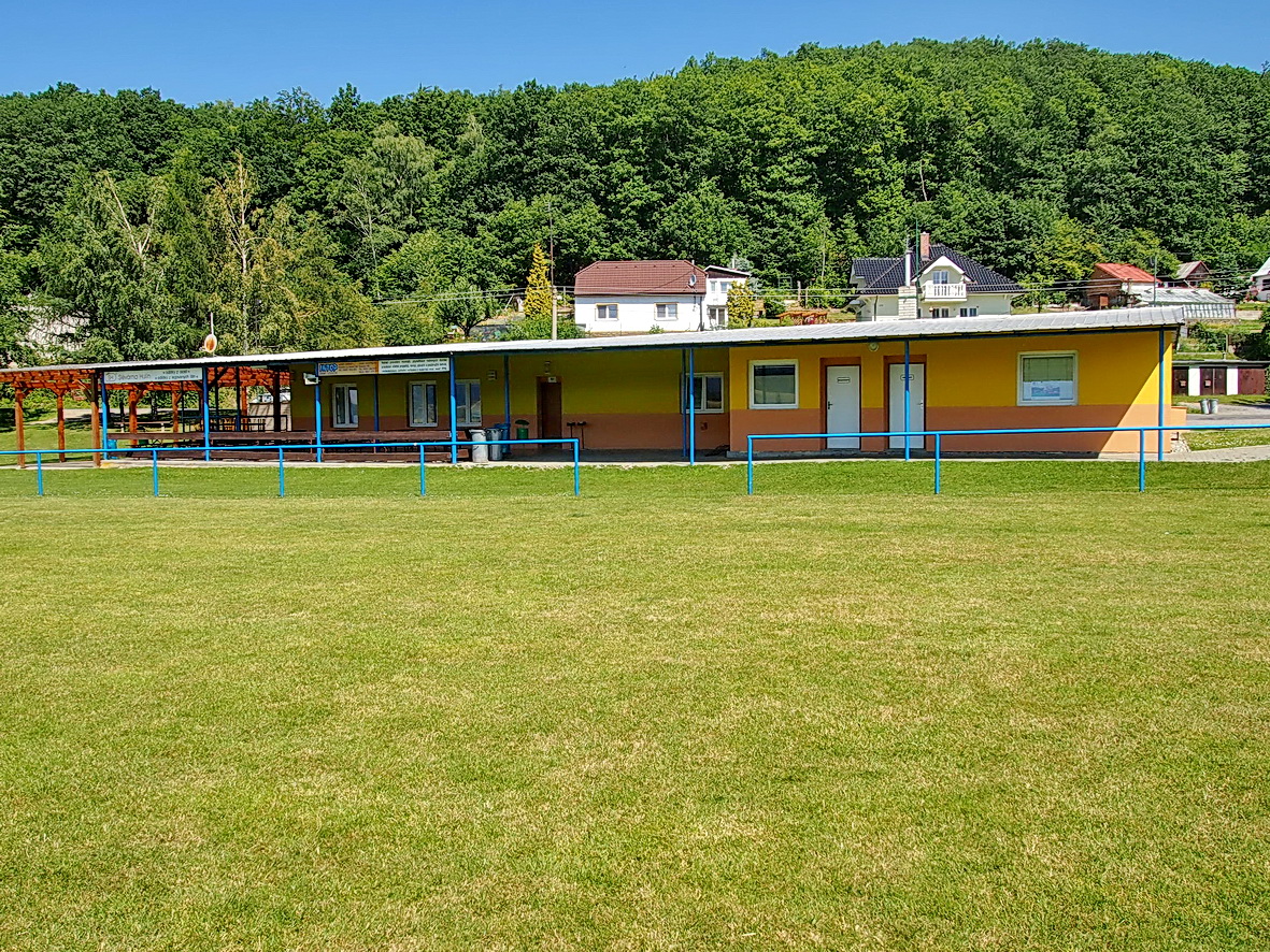 Občerstvení na hřišti Slavkov pod Hostýnem