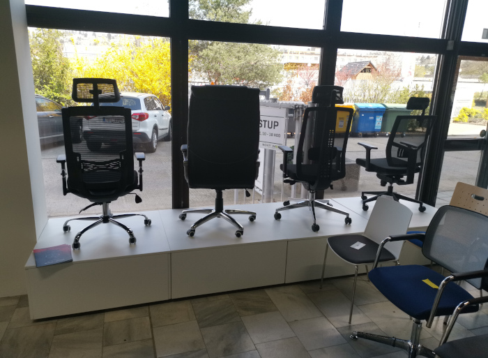 KANCELARSKEZIDLE.COM foto 6