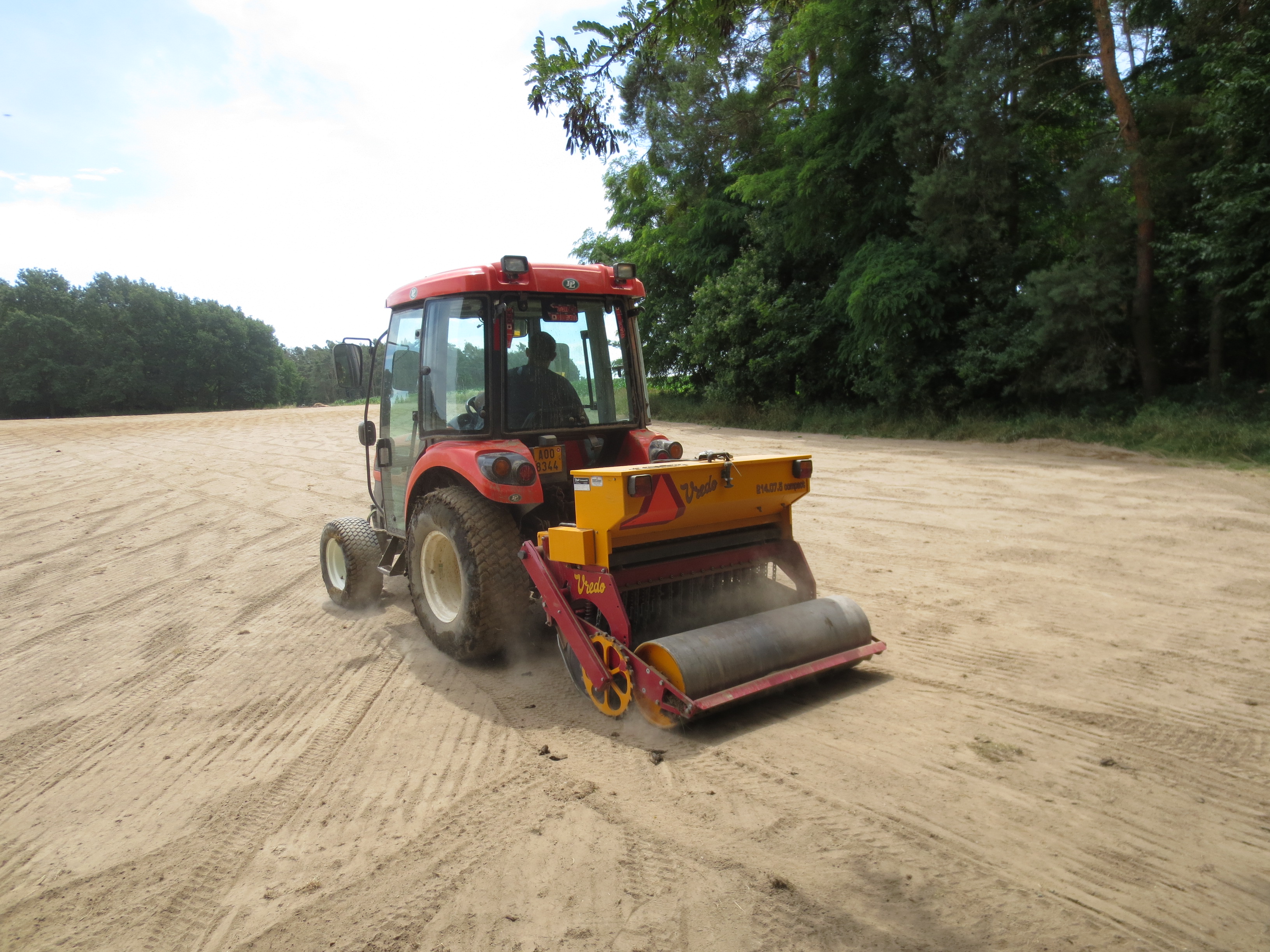 GRENEX - travní koberce foto 2