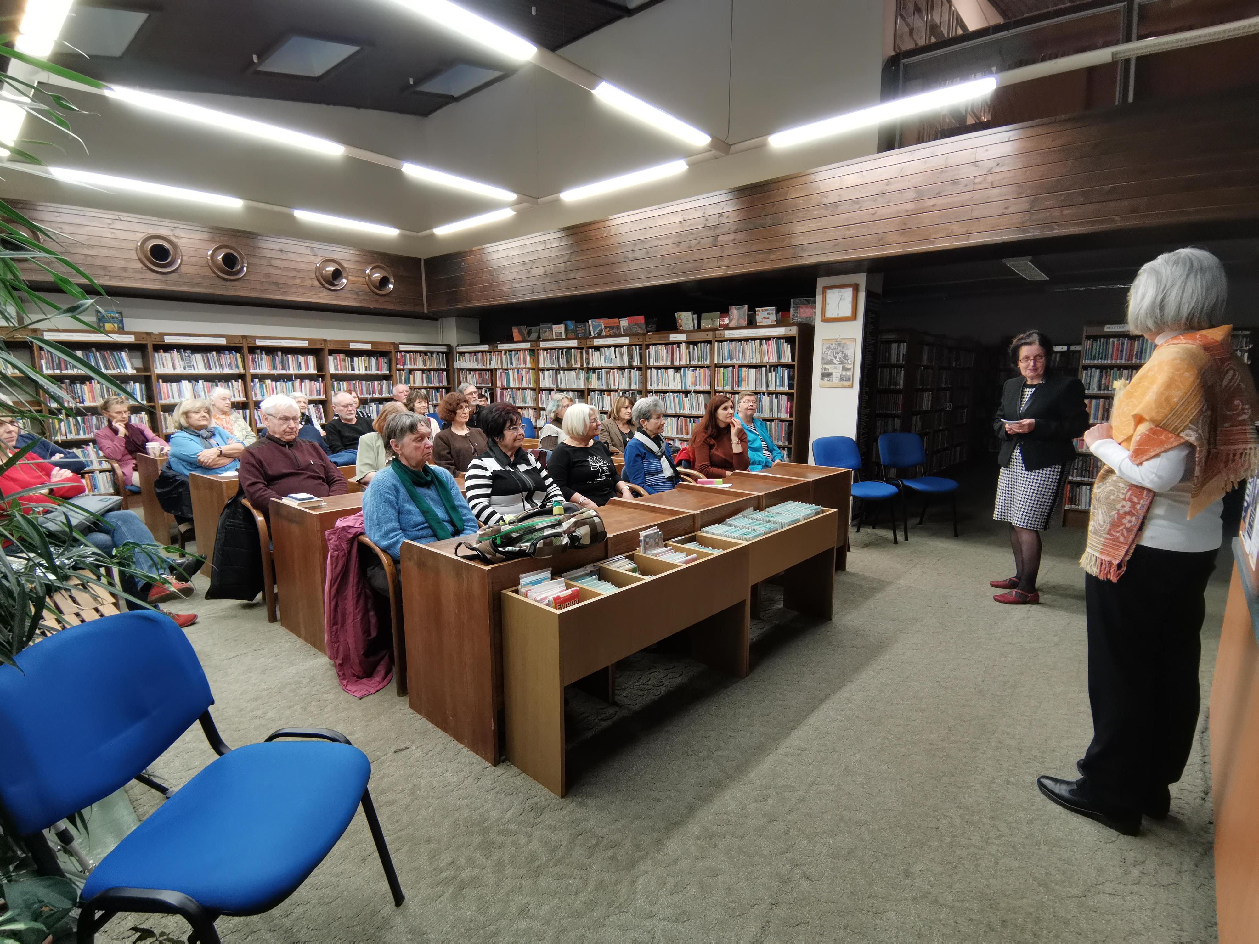 Městská knihovna Ústí nad Orlicí foto 5