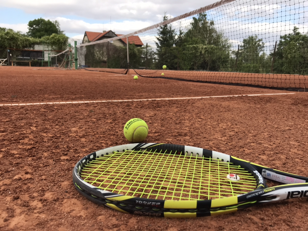 Tenisové kurty Vinařice