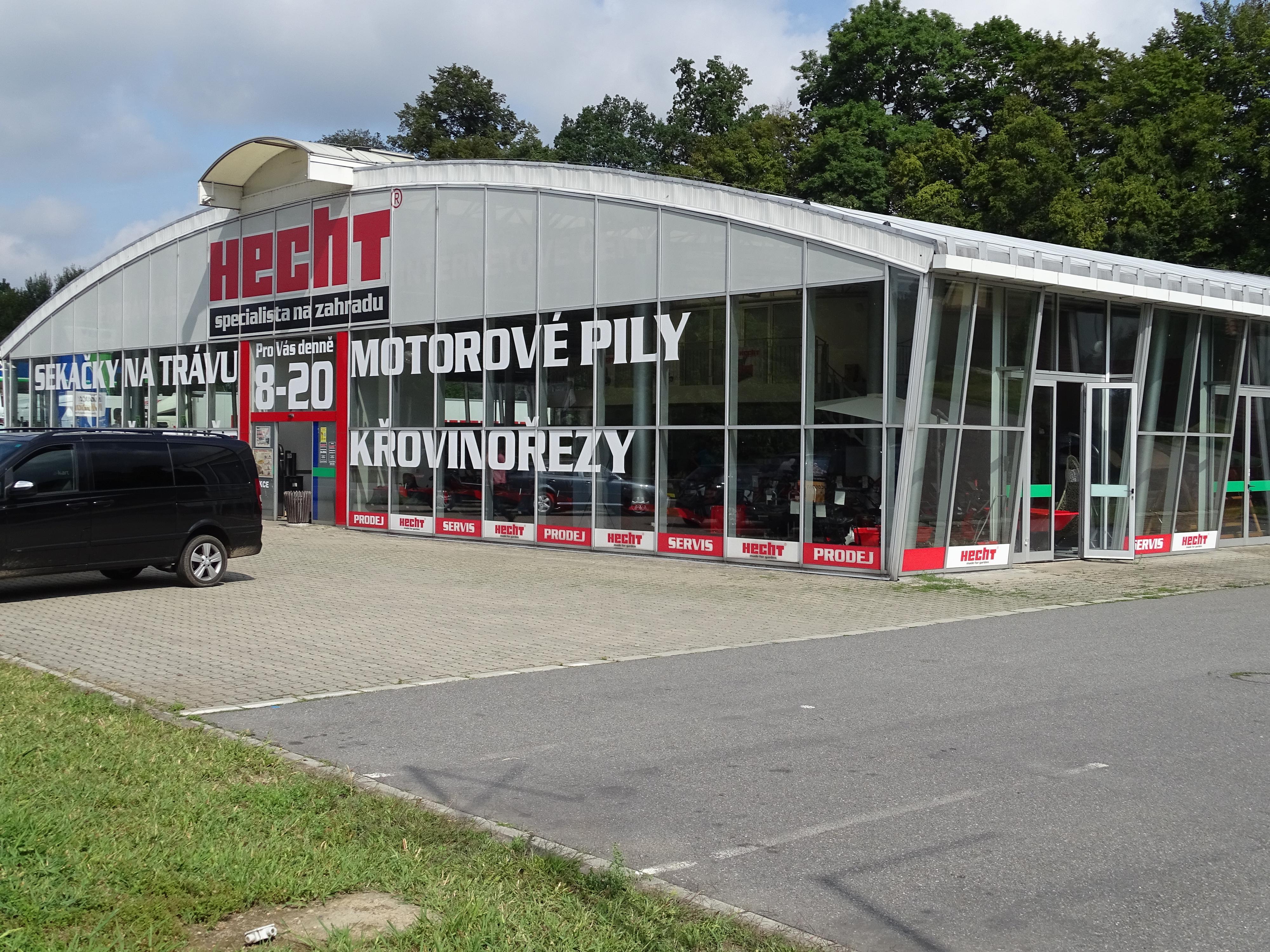 HECHT - specialista na zahradu foto 2