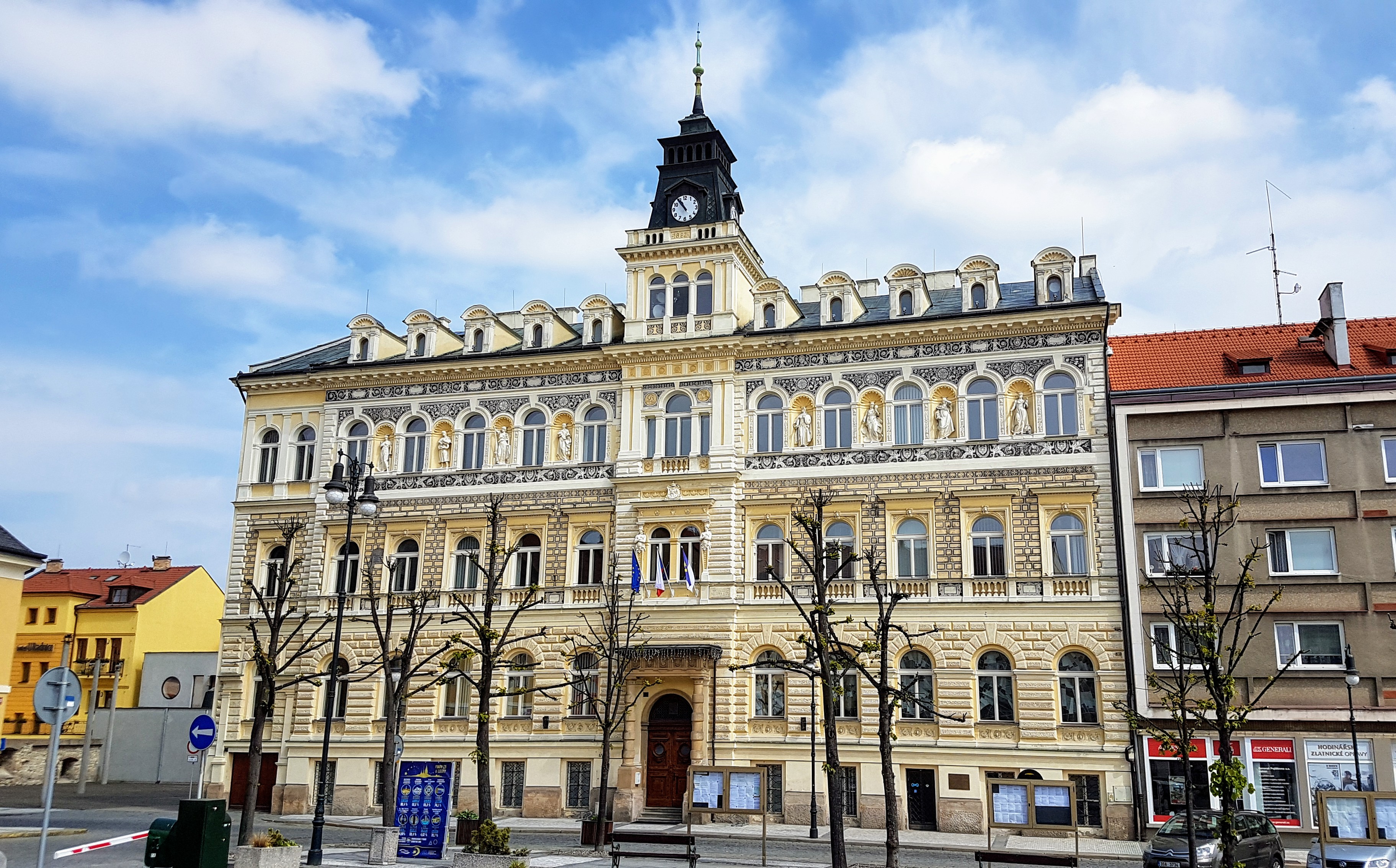 Louny - městský úřad foto 4
