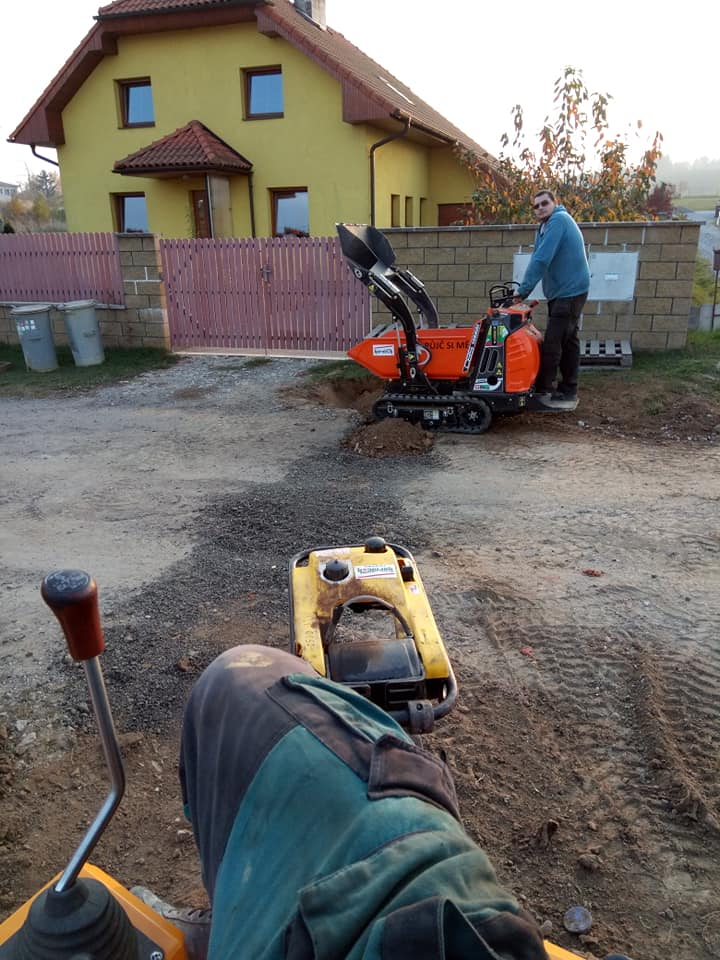 Stroje Horníček foto 2