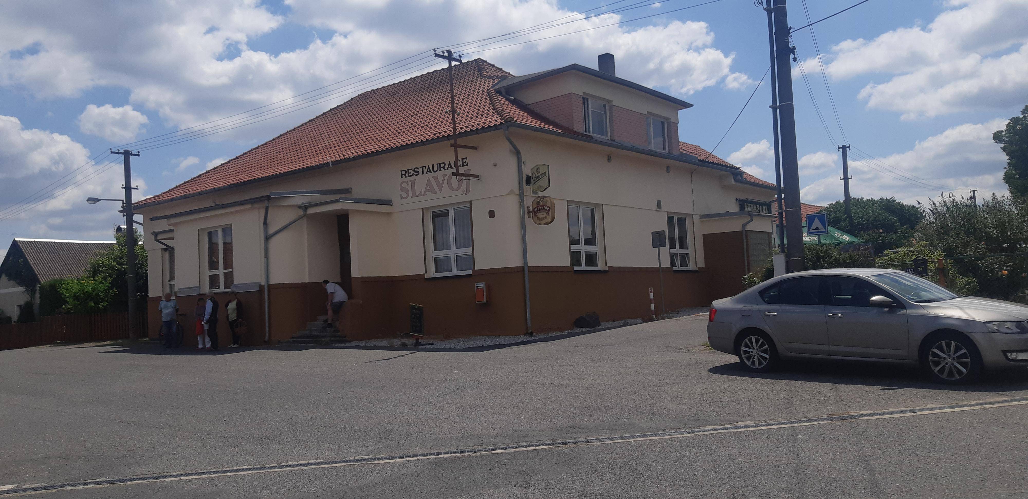 Kařízek - obecní úřad foto 2
