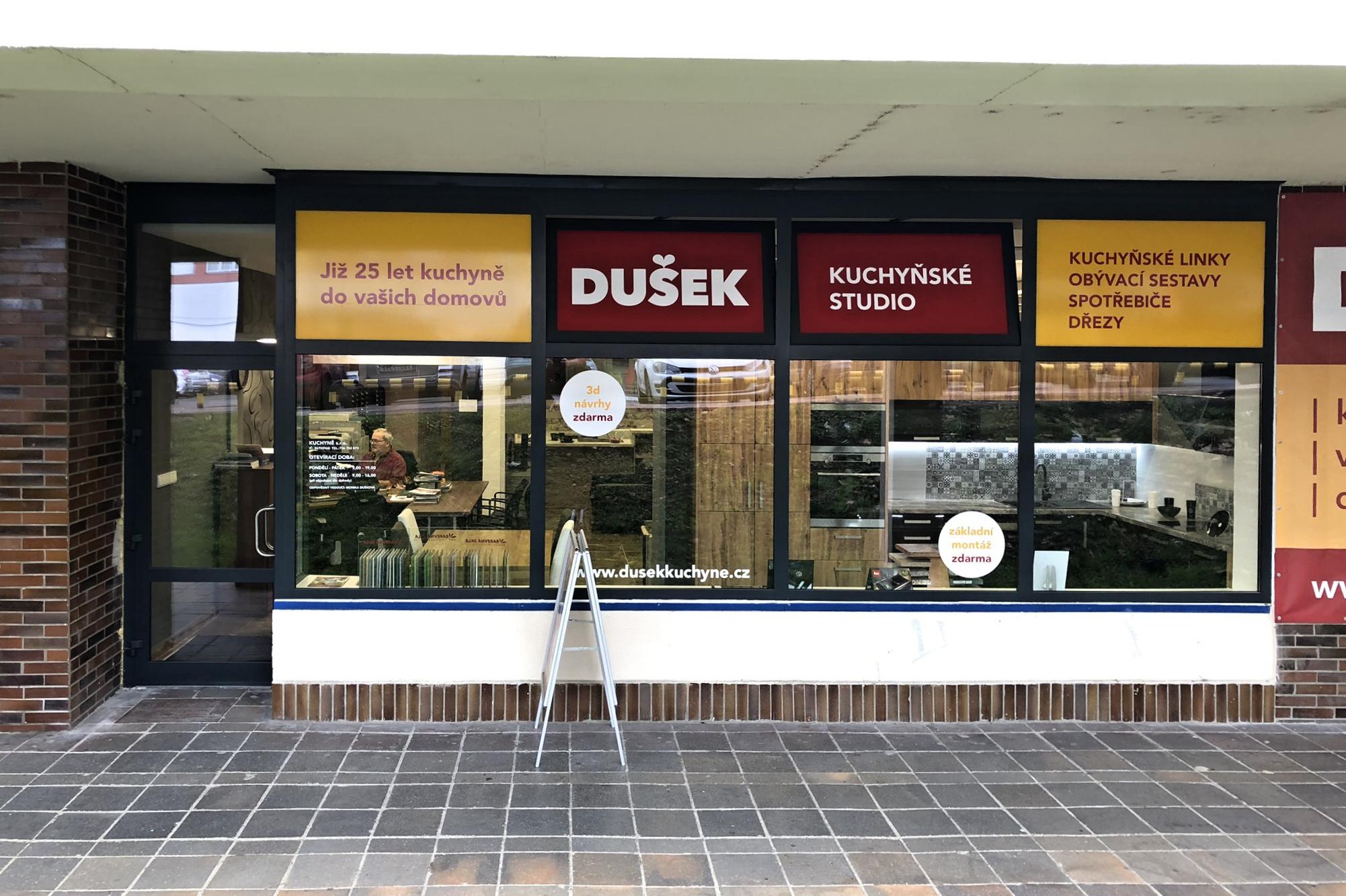 DUŠEK kuchyňské studio