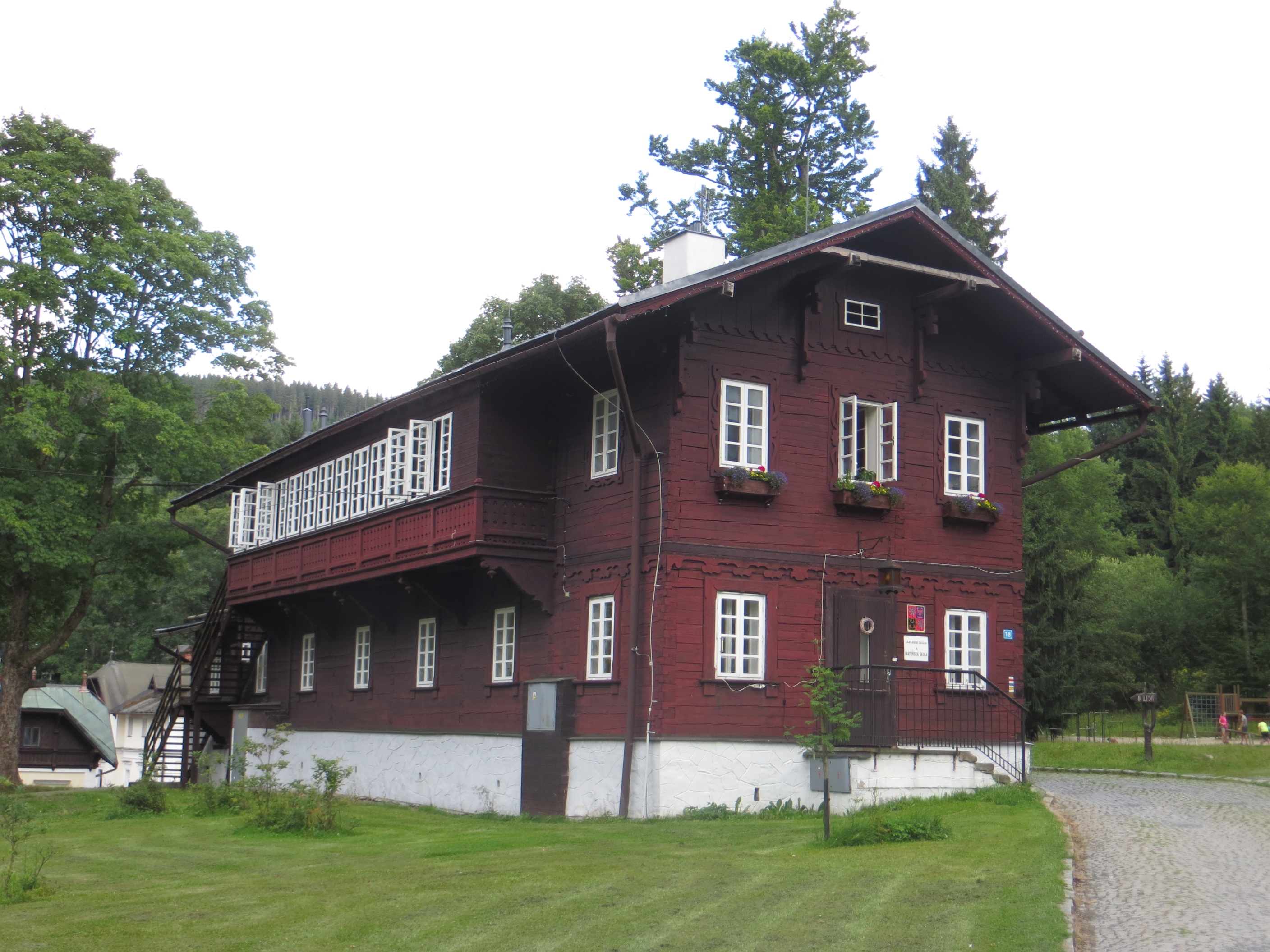 ZŠ a MŠ Karlova Studánka