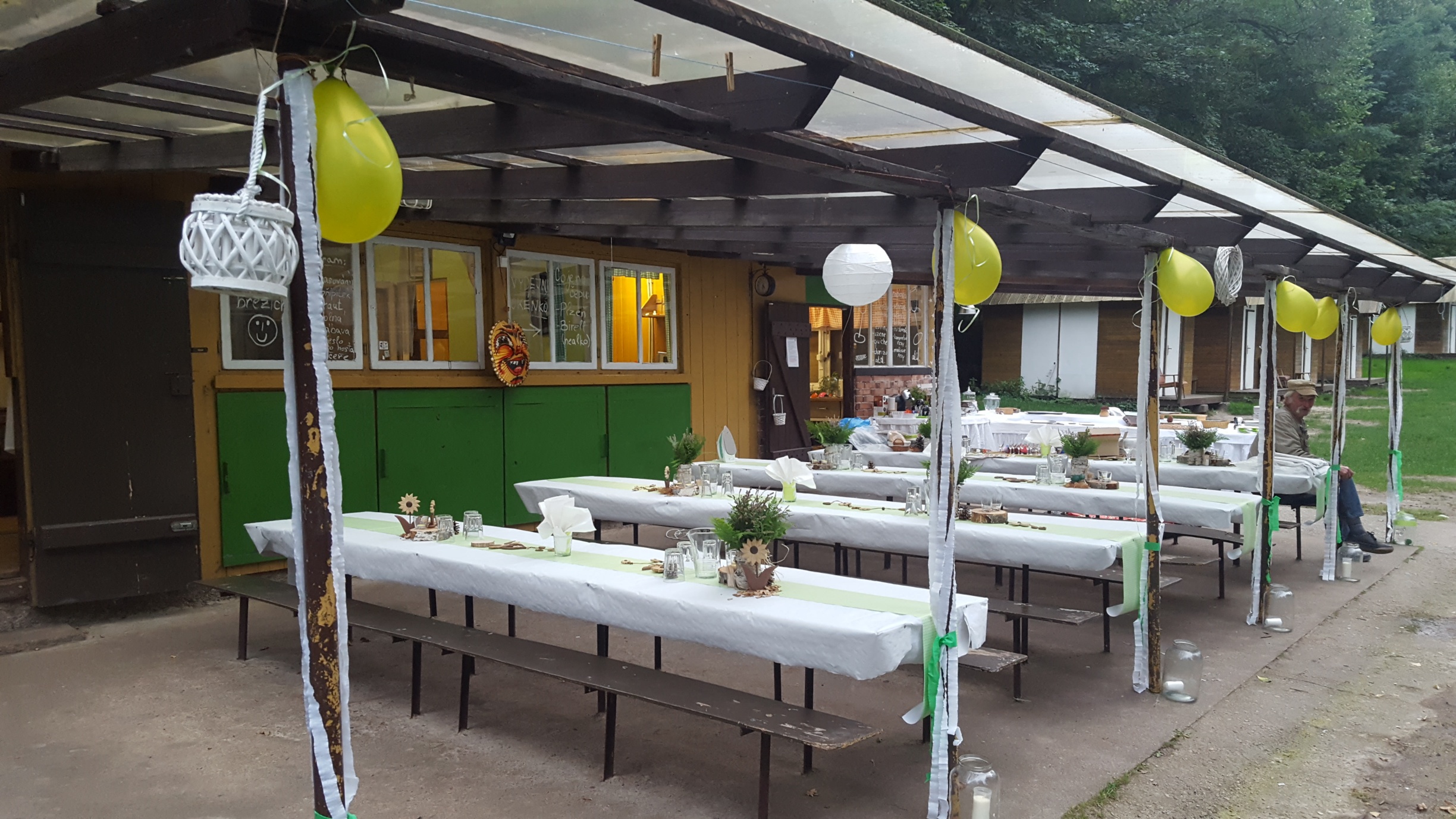 Suté břehy - táborová osada foto 3