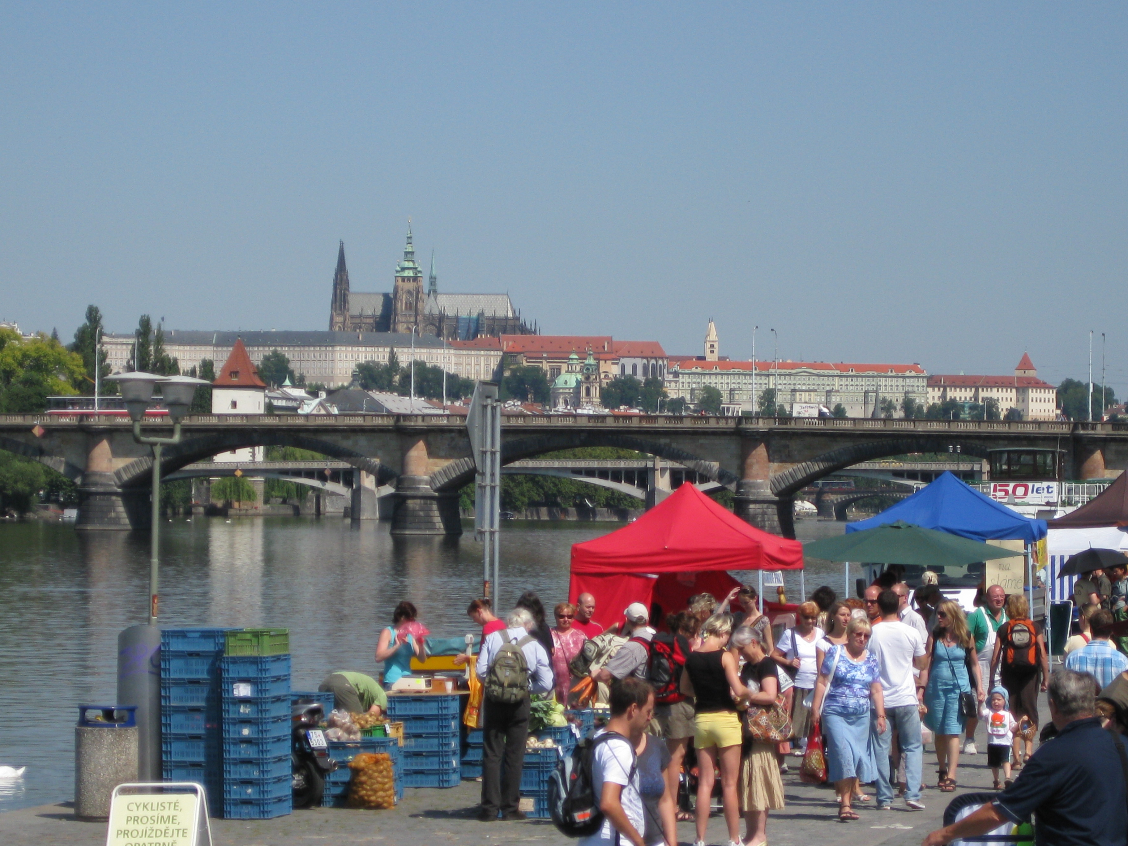 Farmářské tržiště Náplavka foto 2