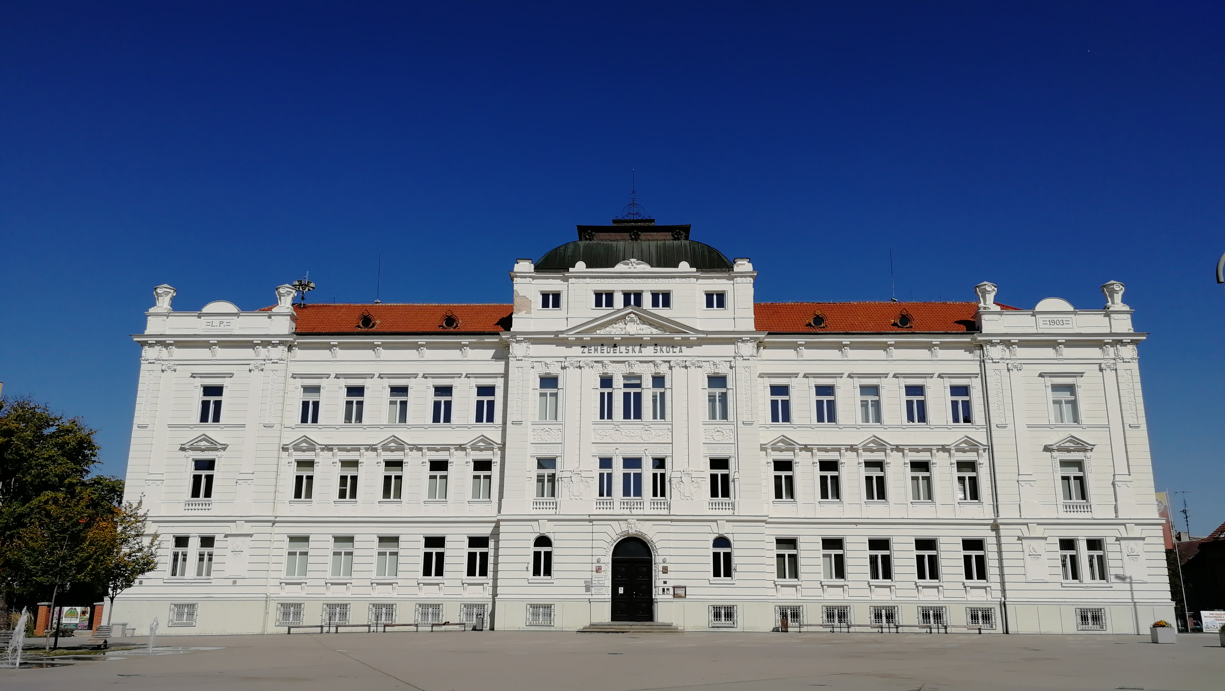 Vyšší odborná škola zemědělská Tábor foto 3