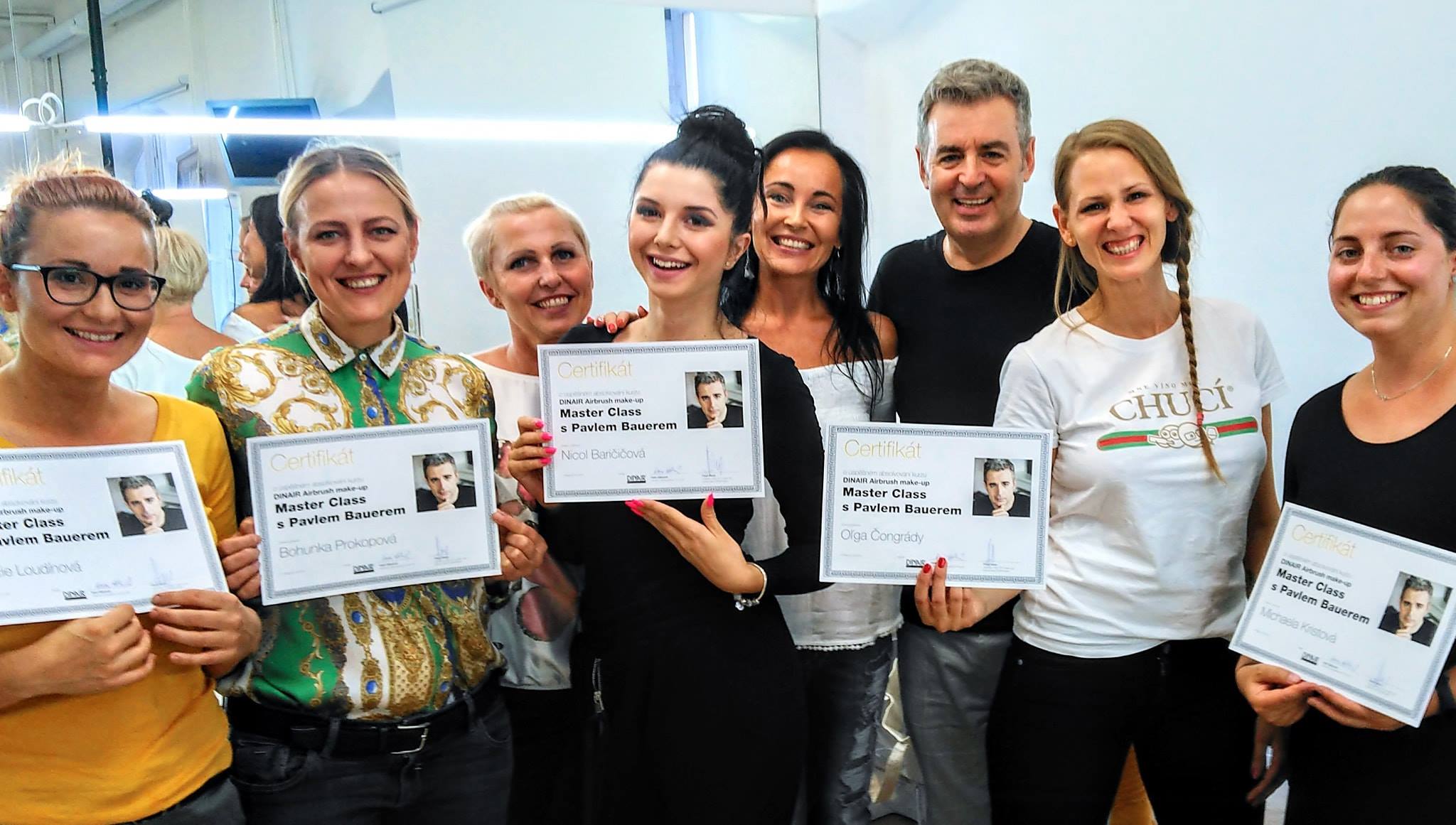 DINAIR ACADEMY - Airbrush make-up kurz foto 5