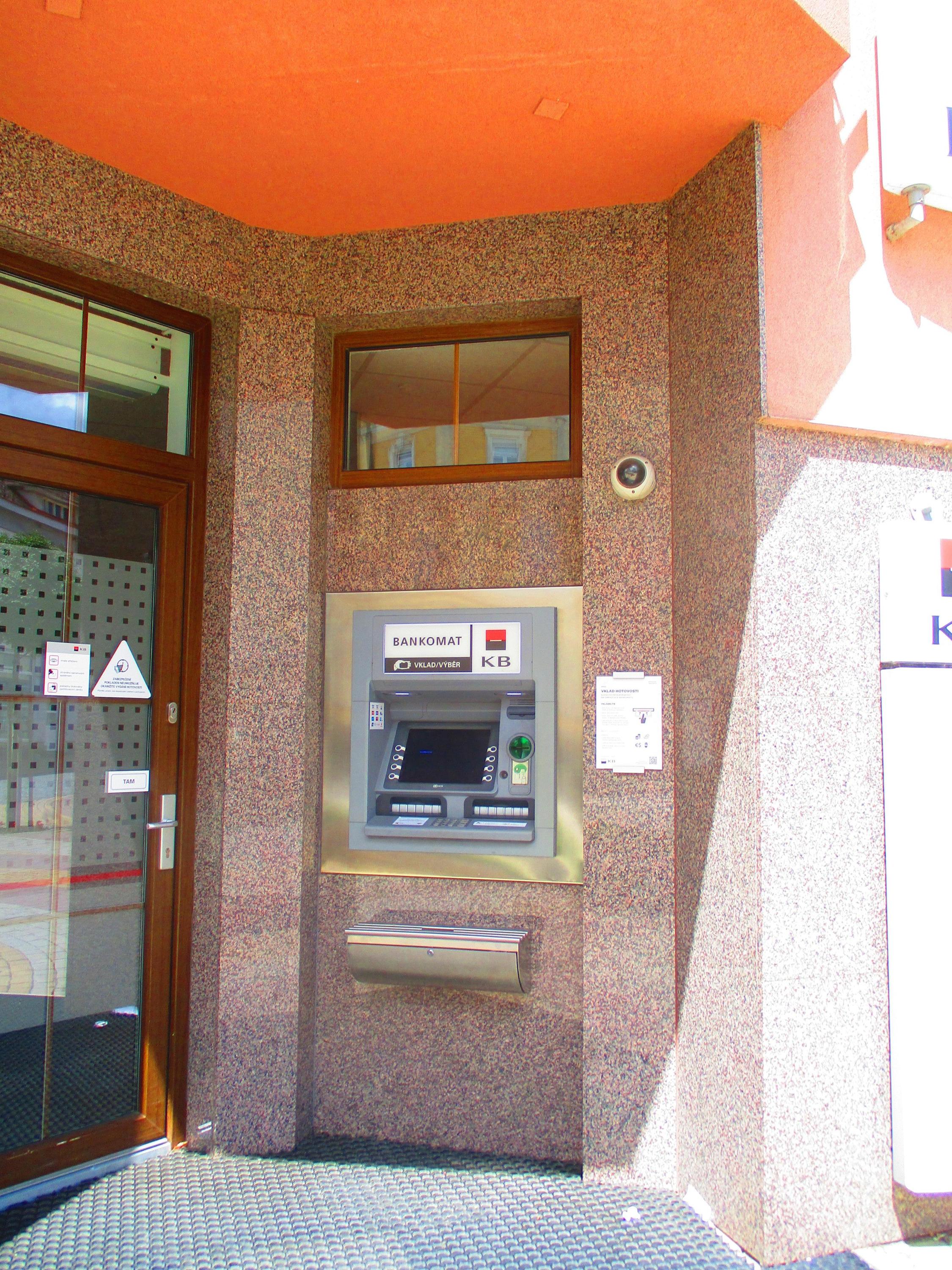 Bankomat Komerční banky foto 3