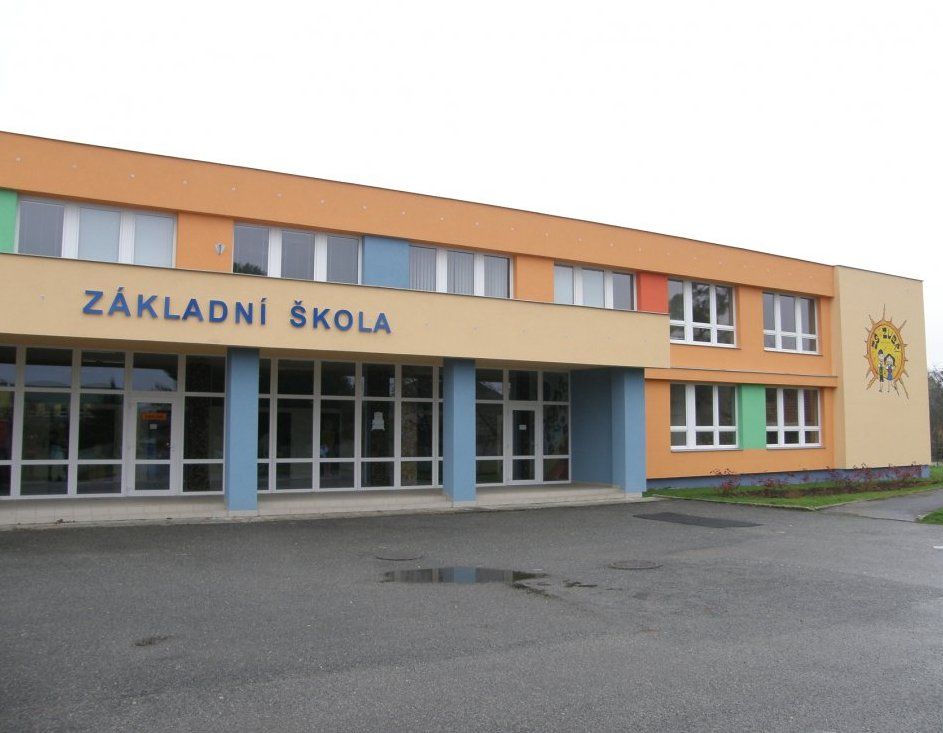 ZŠ Zubří, Hlavní foto 3