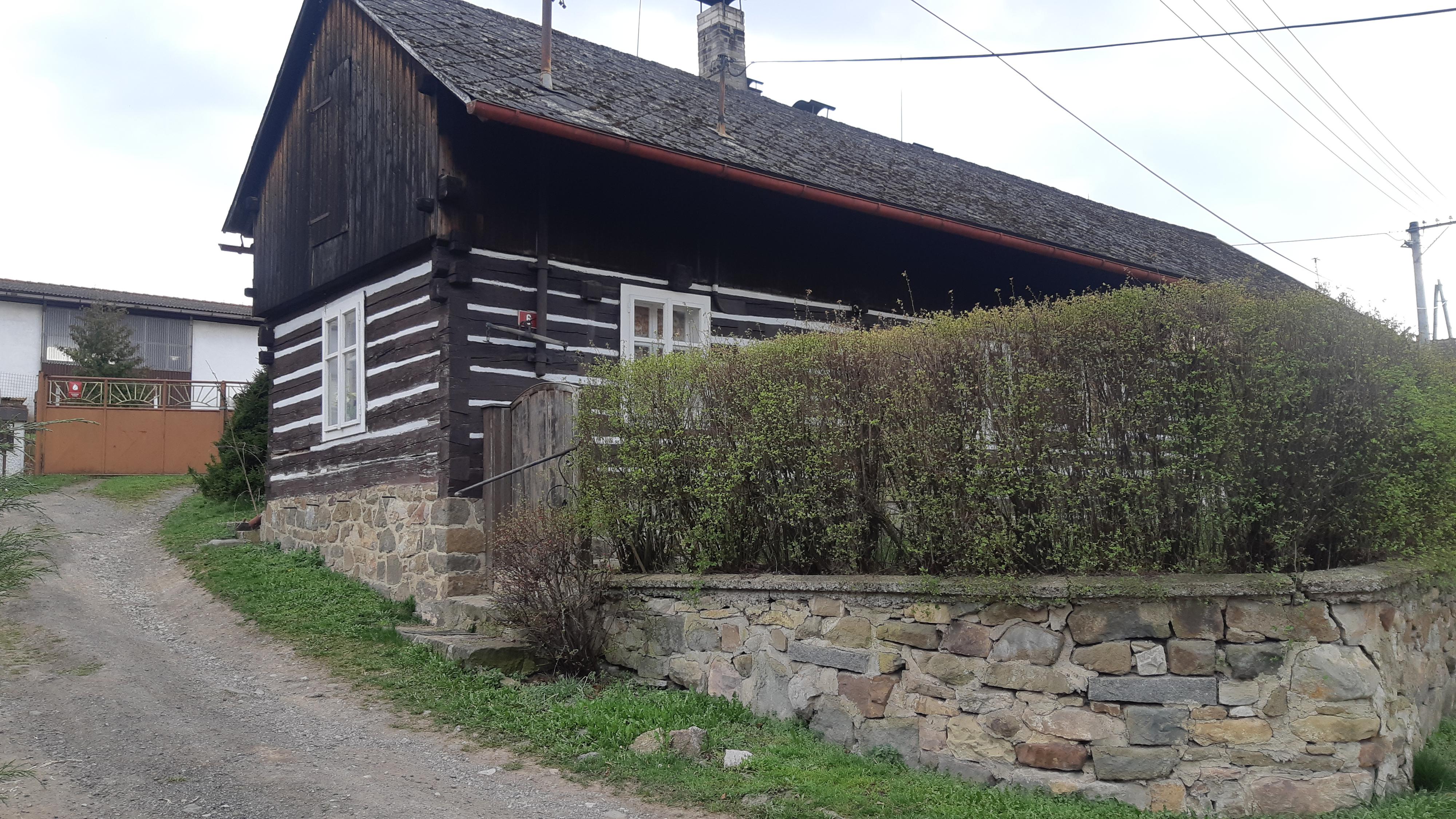 Lážovice - obecní úřad foto 2
