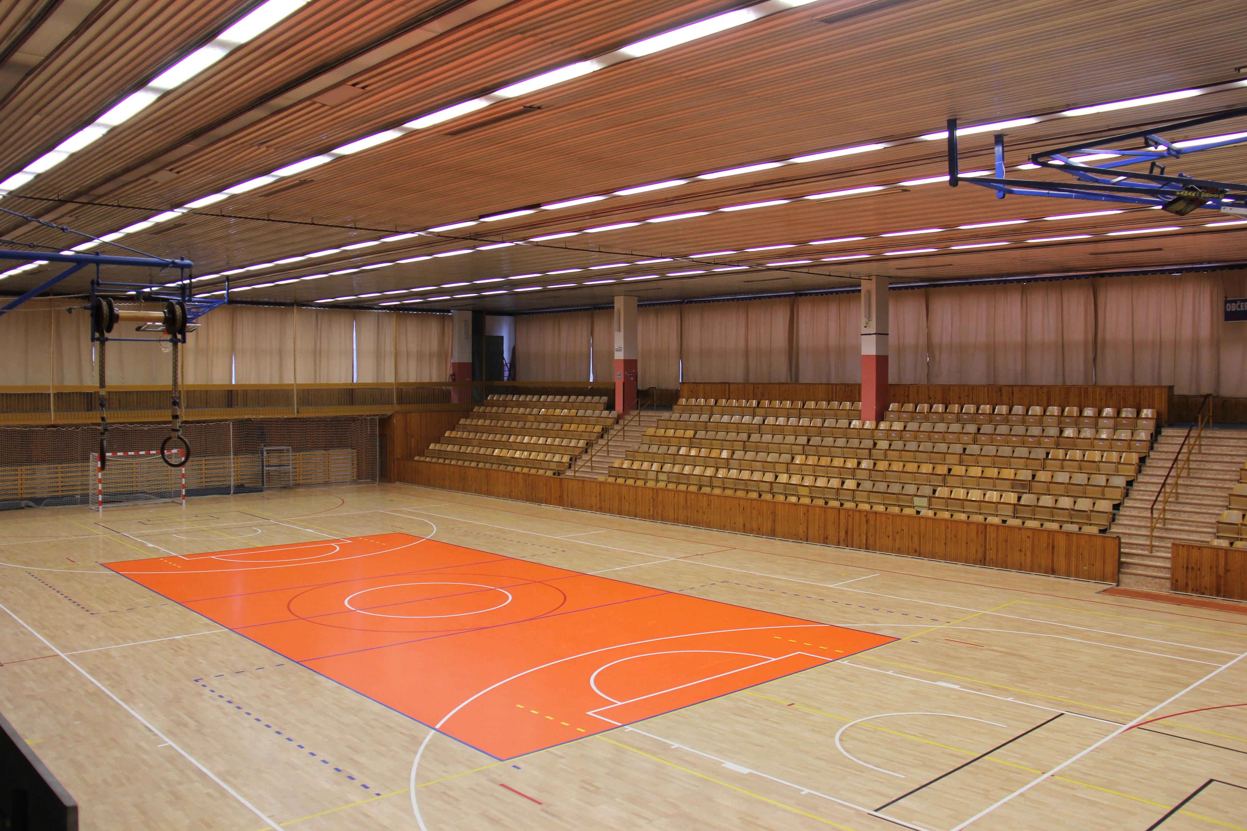 Kladenská sportovní hala foto 3