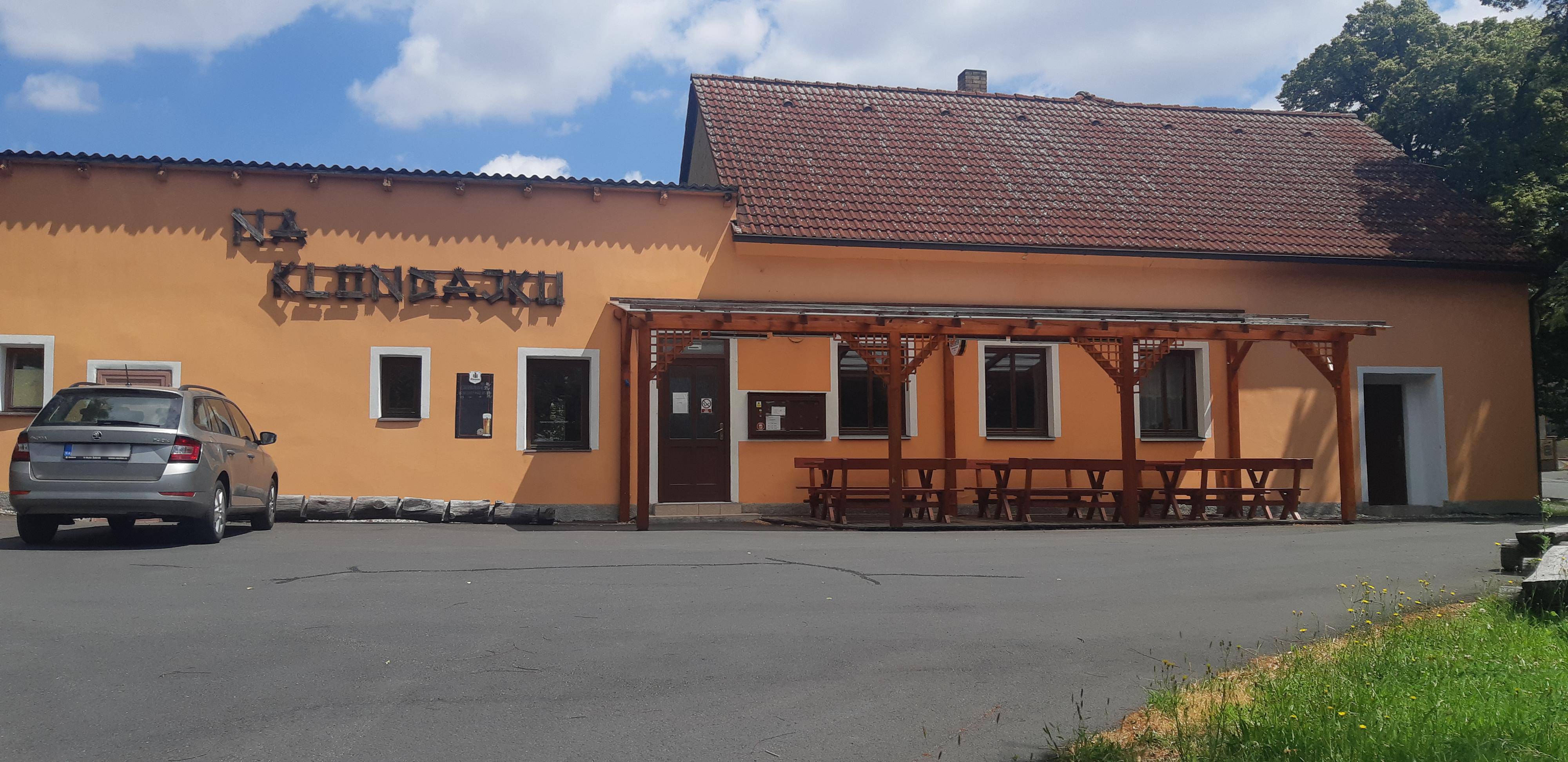 Kařízek - obecní úřad foto 3