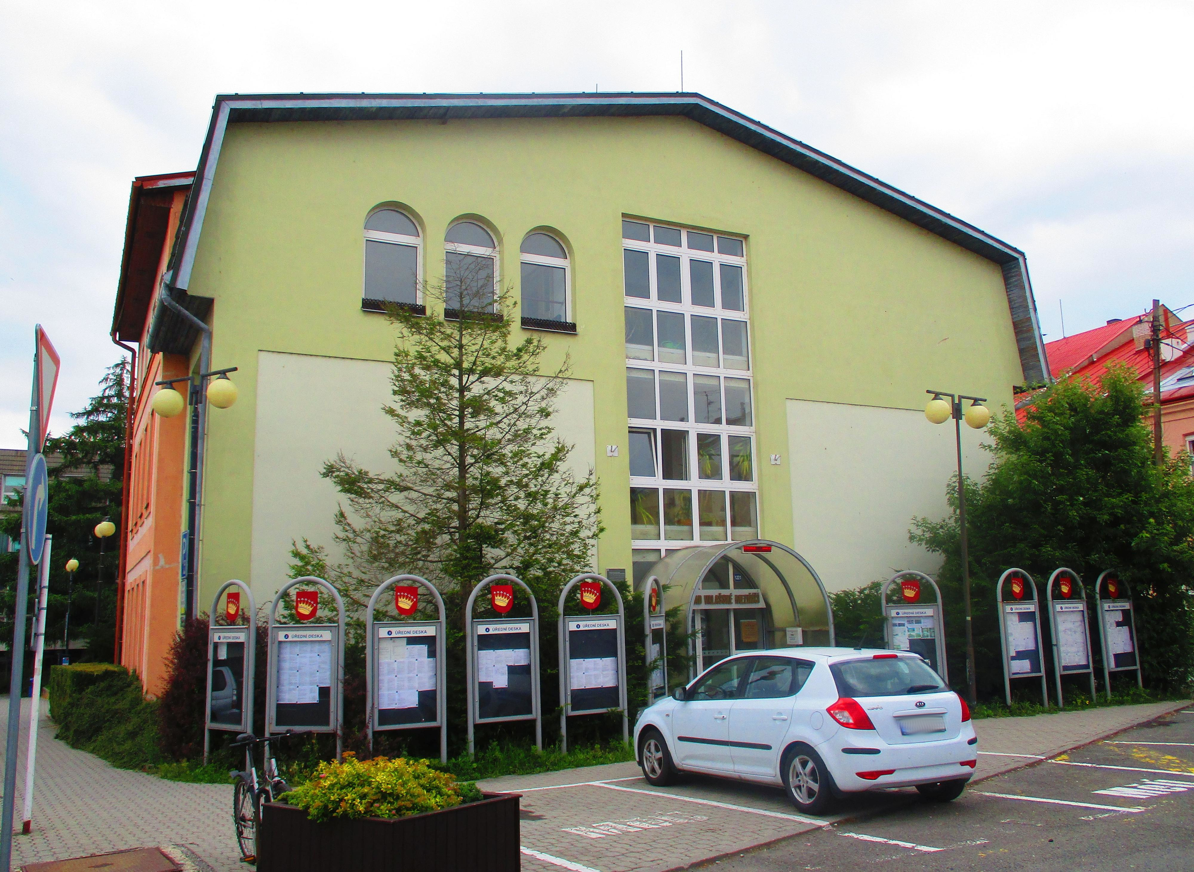 Valašské Meziříčí - městský úřad foto 3