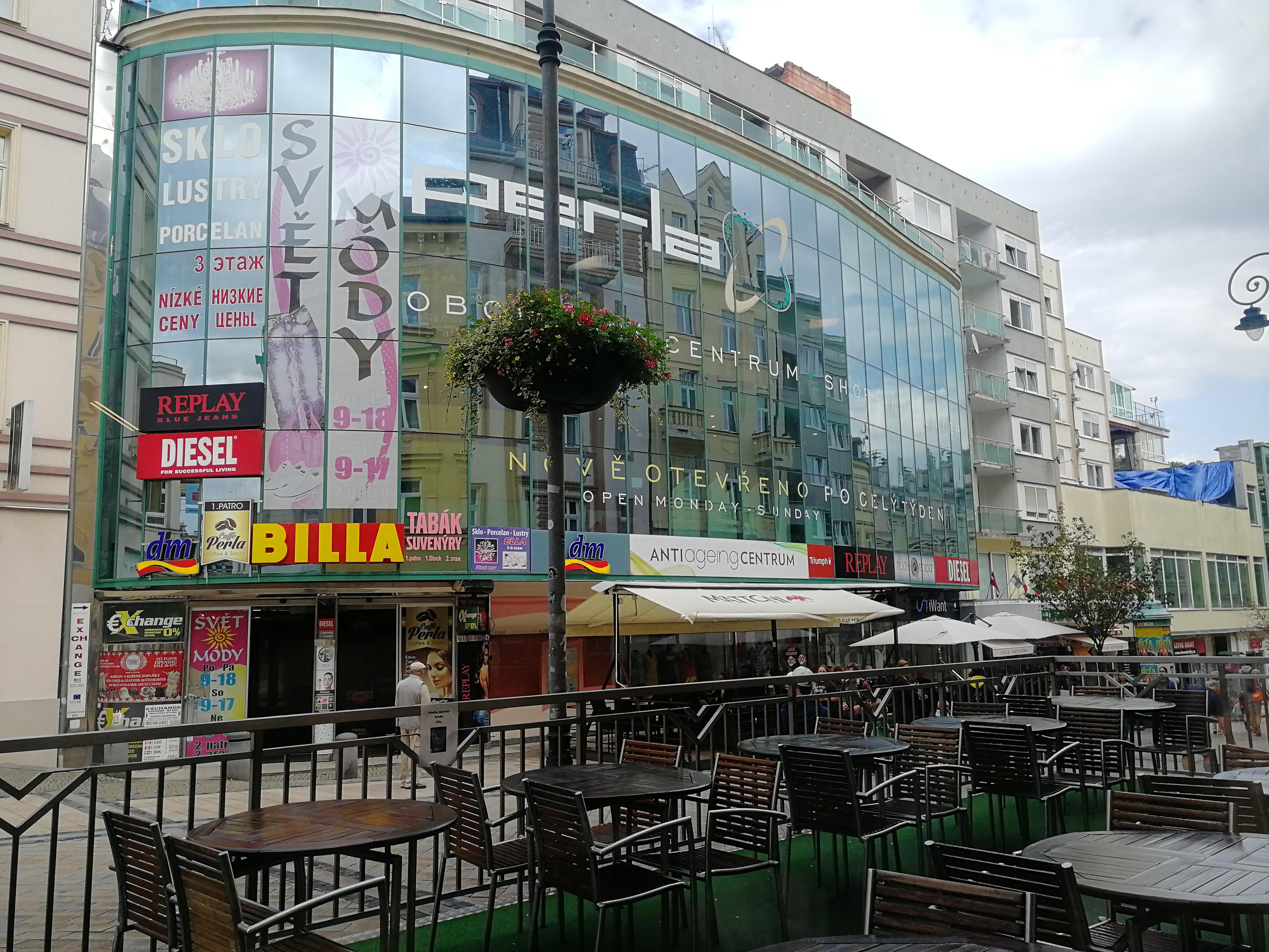 BILLA foto 2