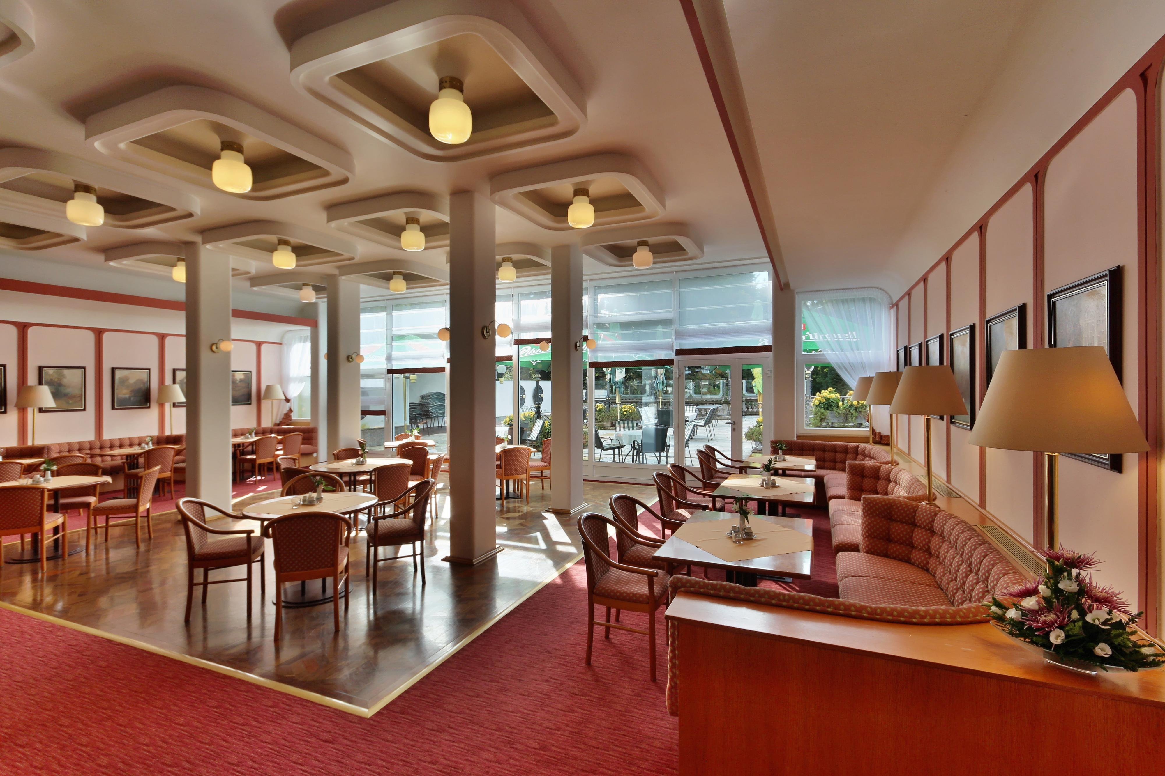 Restaurace Parkhotelu Golf Mariánské Lázně foto 4