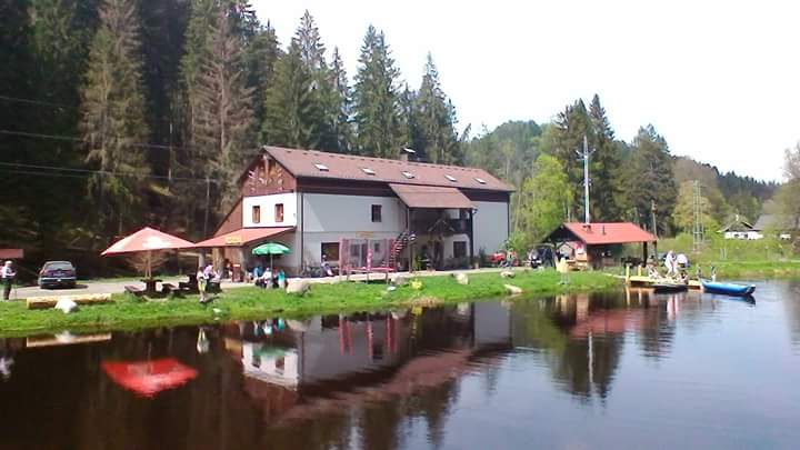 Kafírna Čeňkova pila foto 2