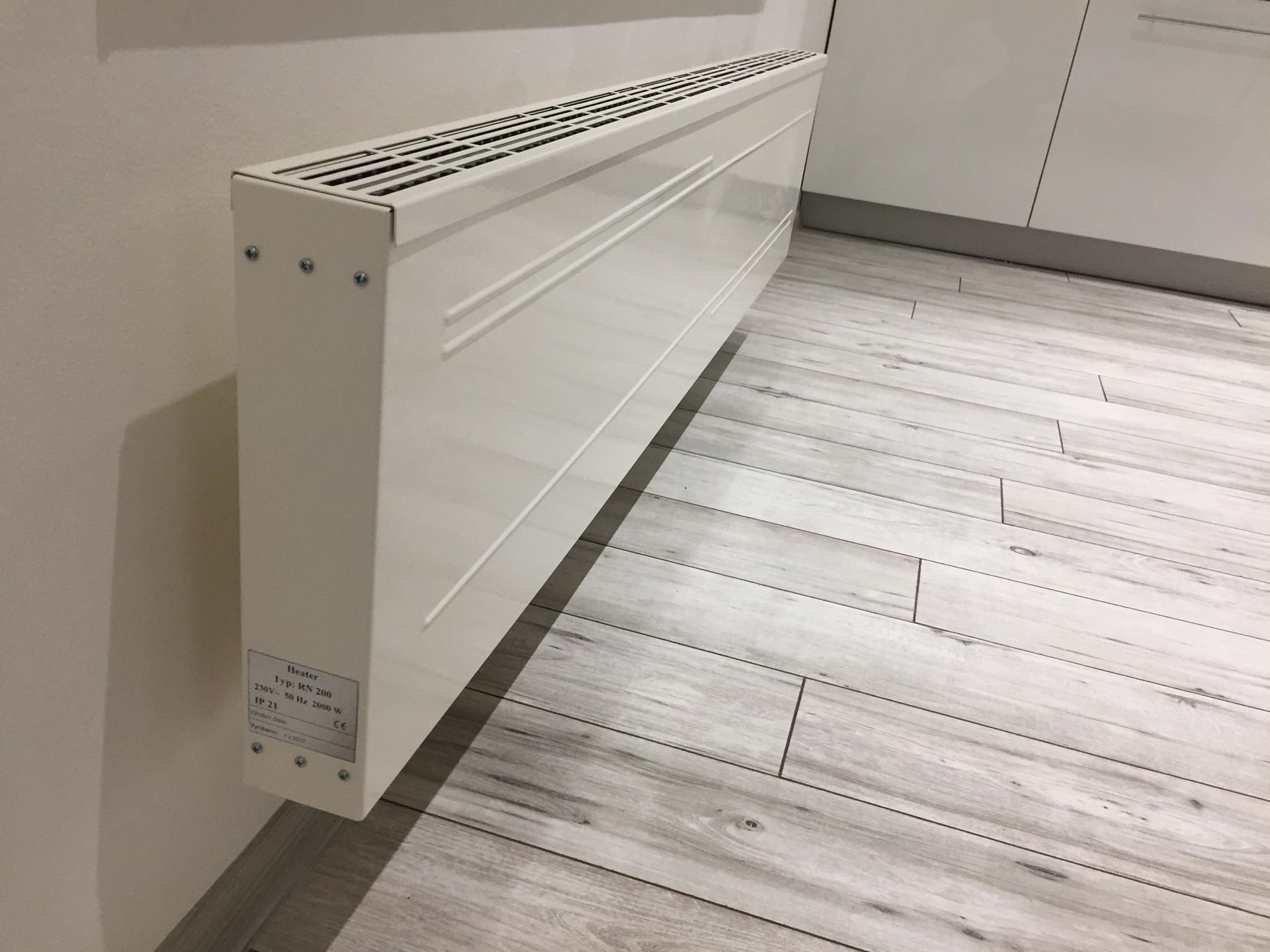Patrik Tauer HEATER foto 3