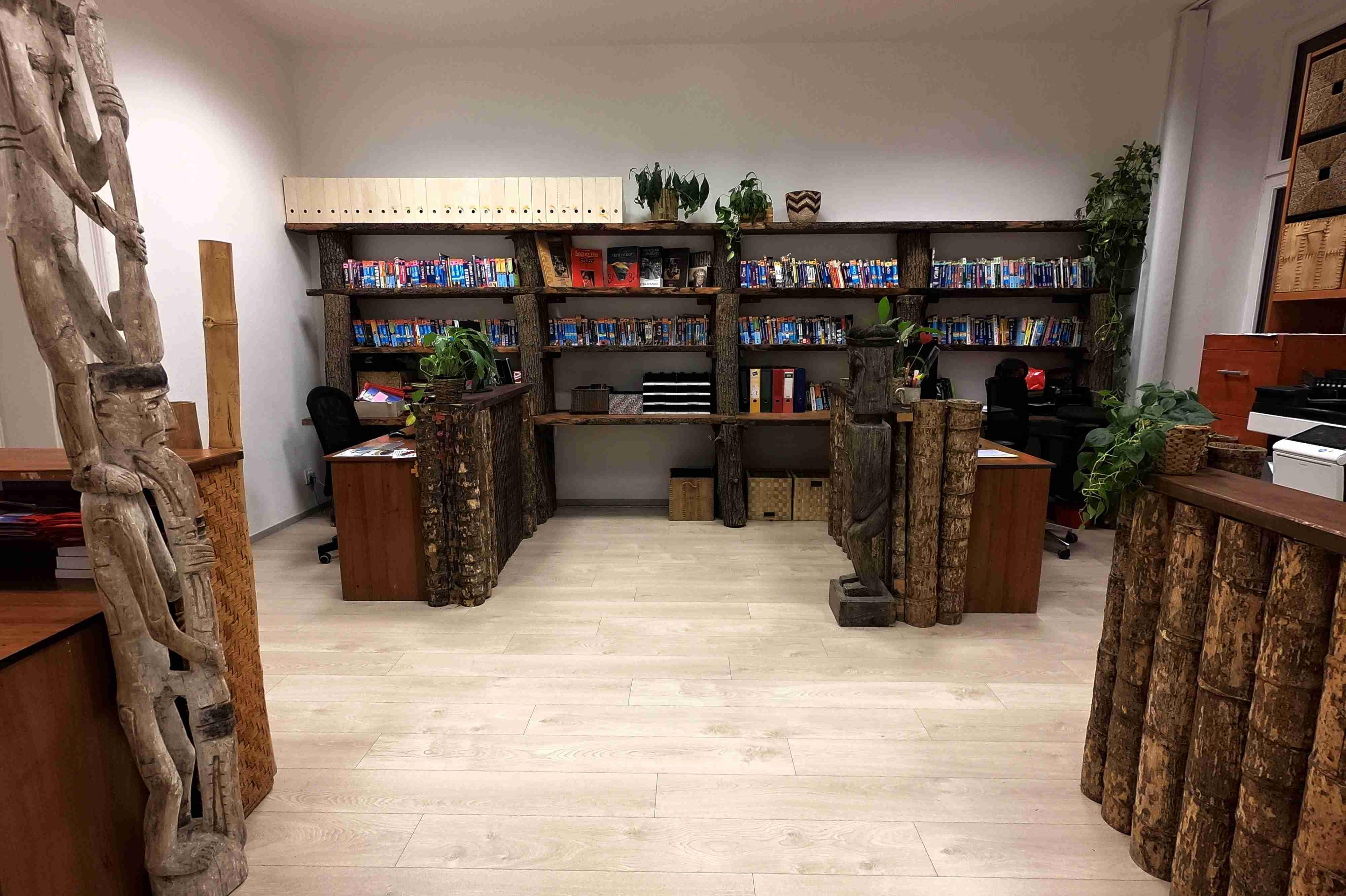 LIVINGSTONE, cestovní kancelář