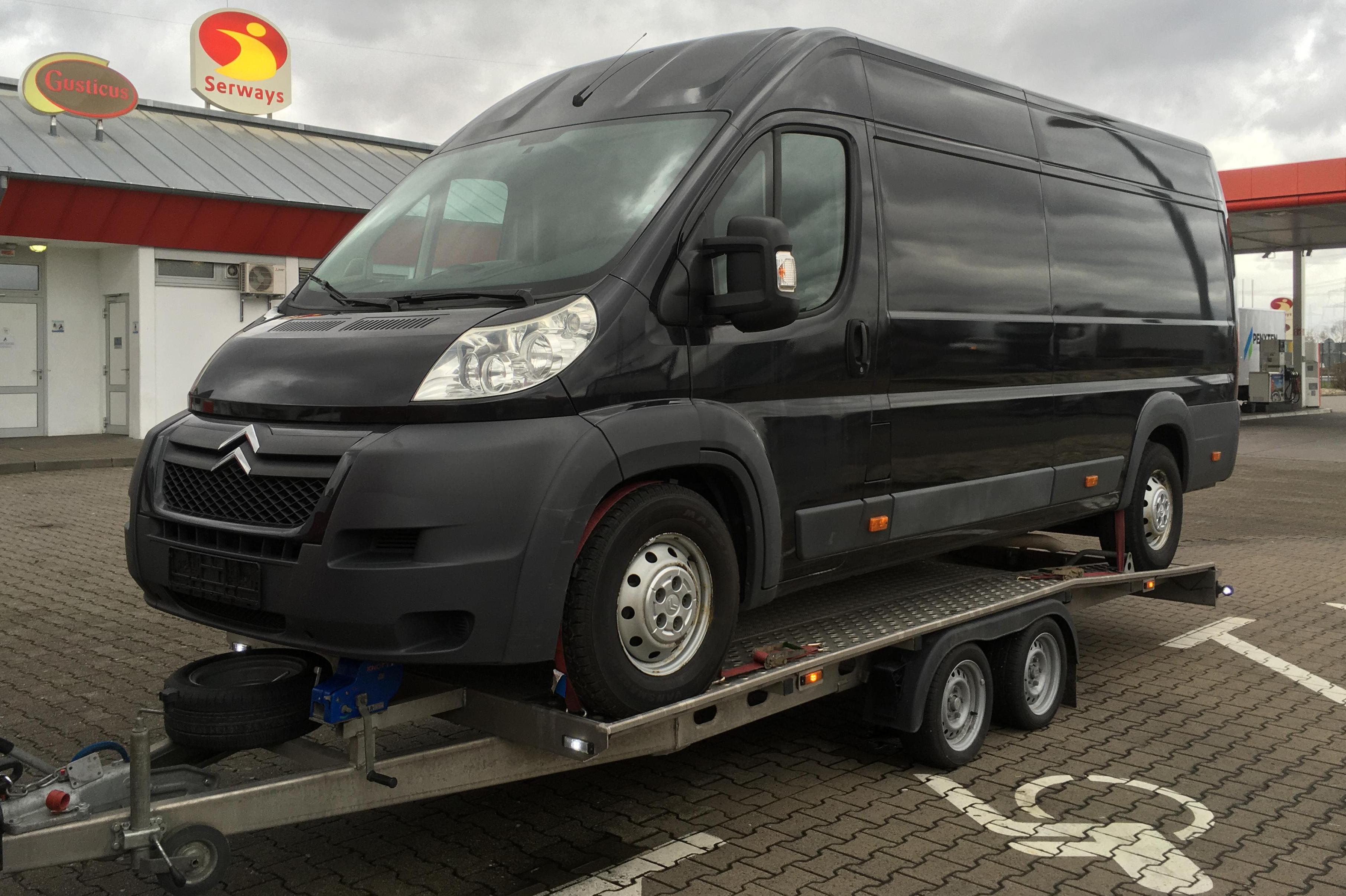 AUTOPŮJČOVNA - AutoBene.cz - ODTAHOVÁ SLUŽBA