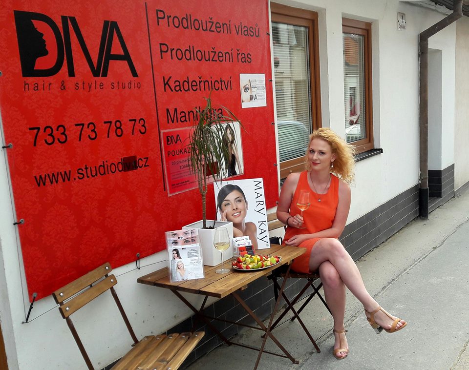 Studio DIVA - prodlužování vlasů a řas foto 3