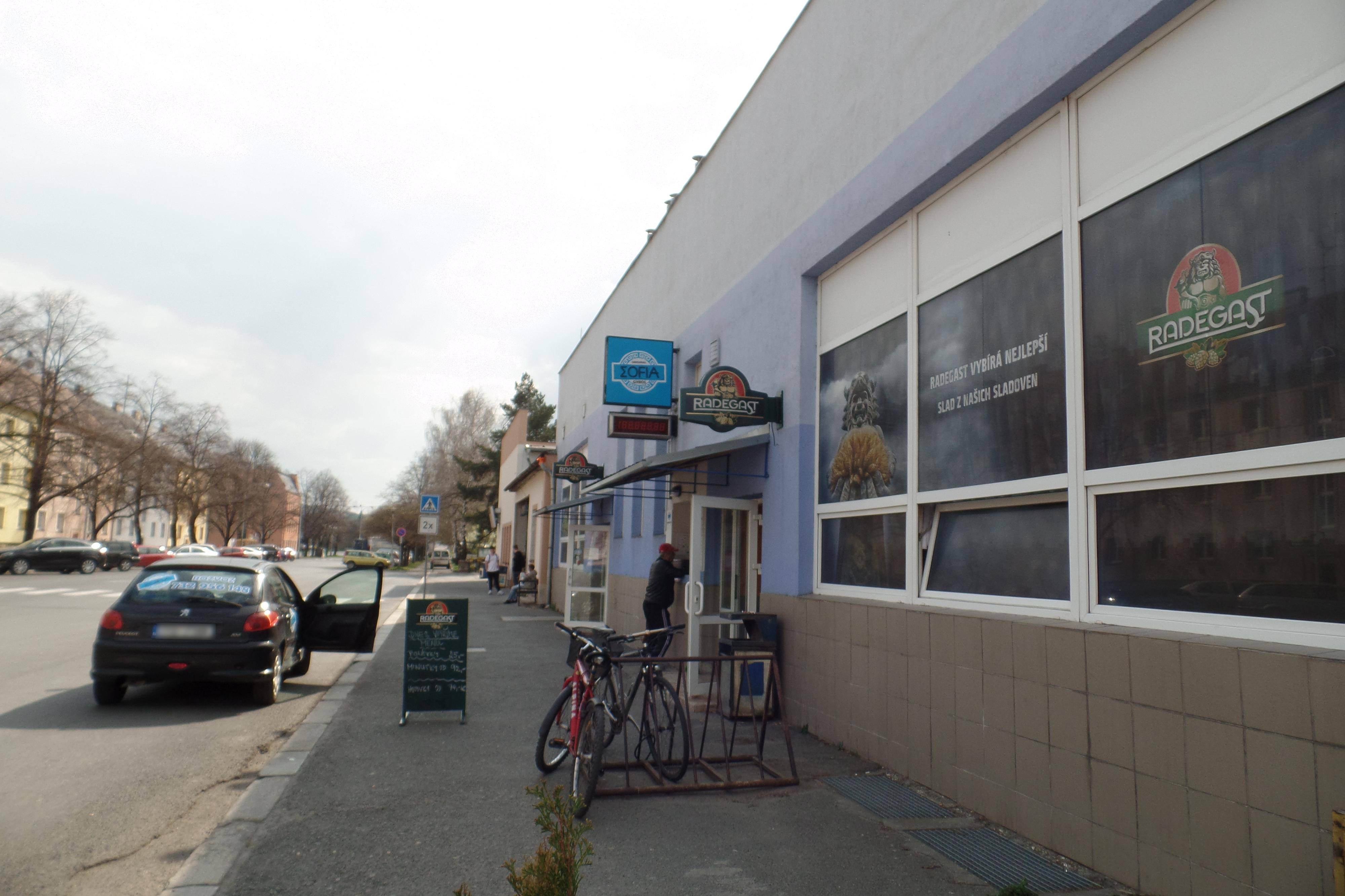 Nádražní restaurace foto 2