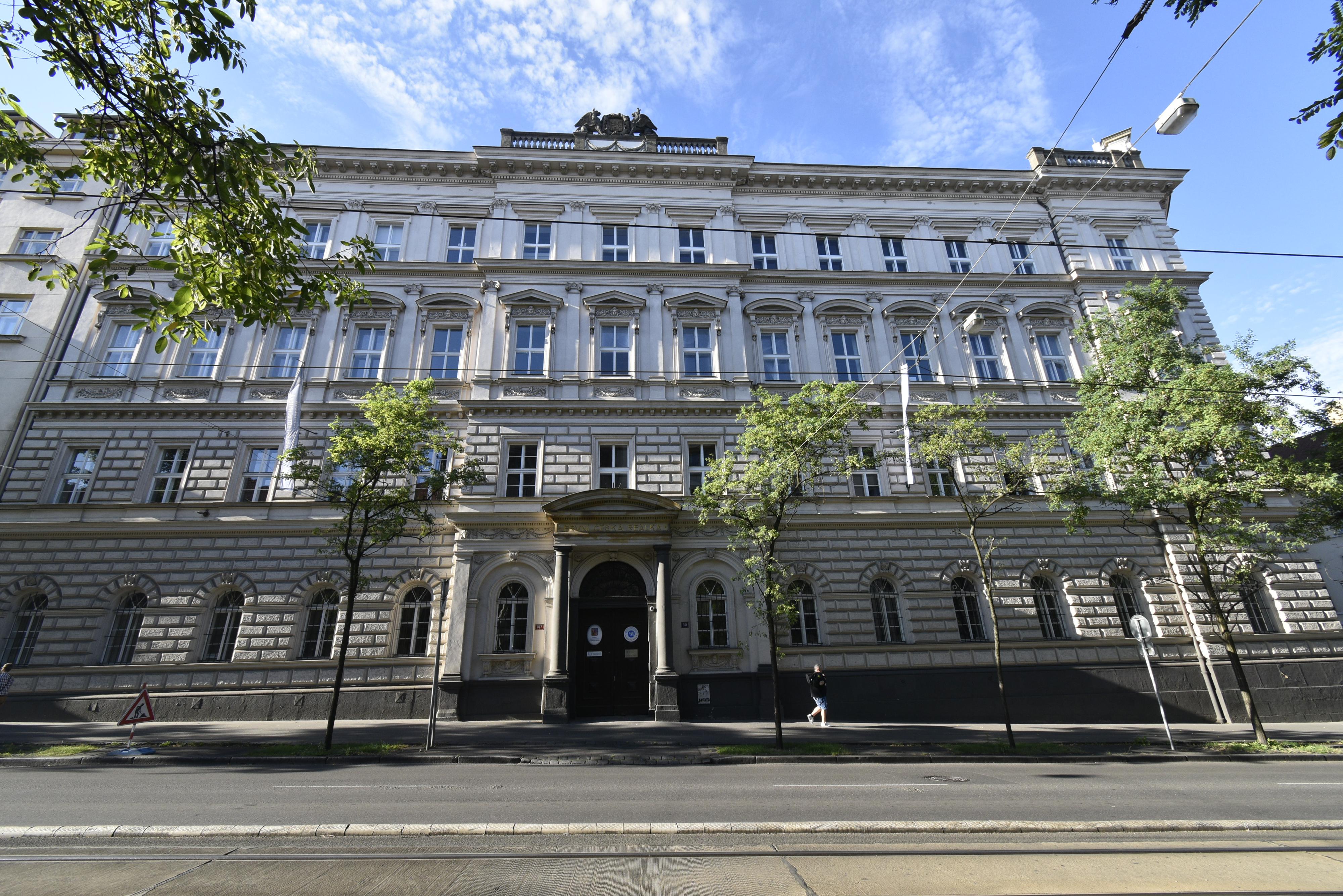Střední průmyslová škola elektrotechnická, Ječná 30