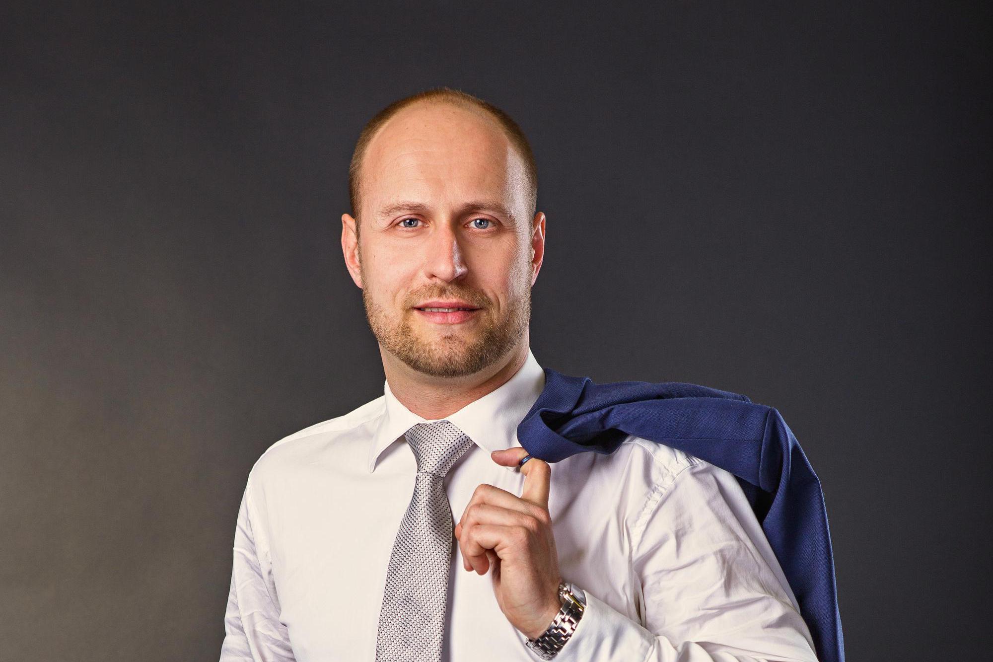 Vladimír Suk - realitní makléř QARA