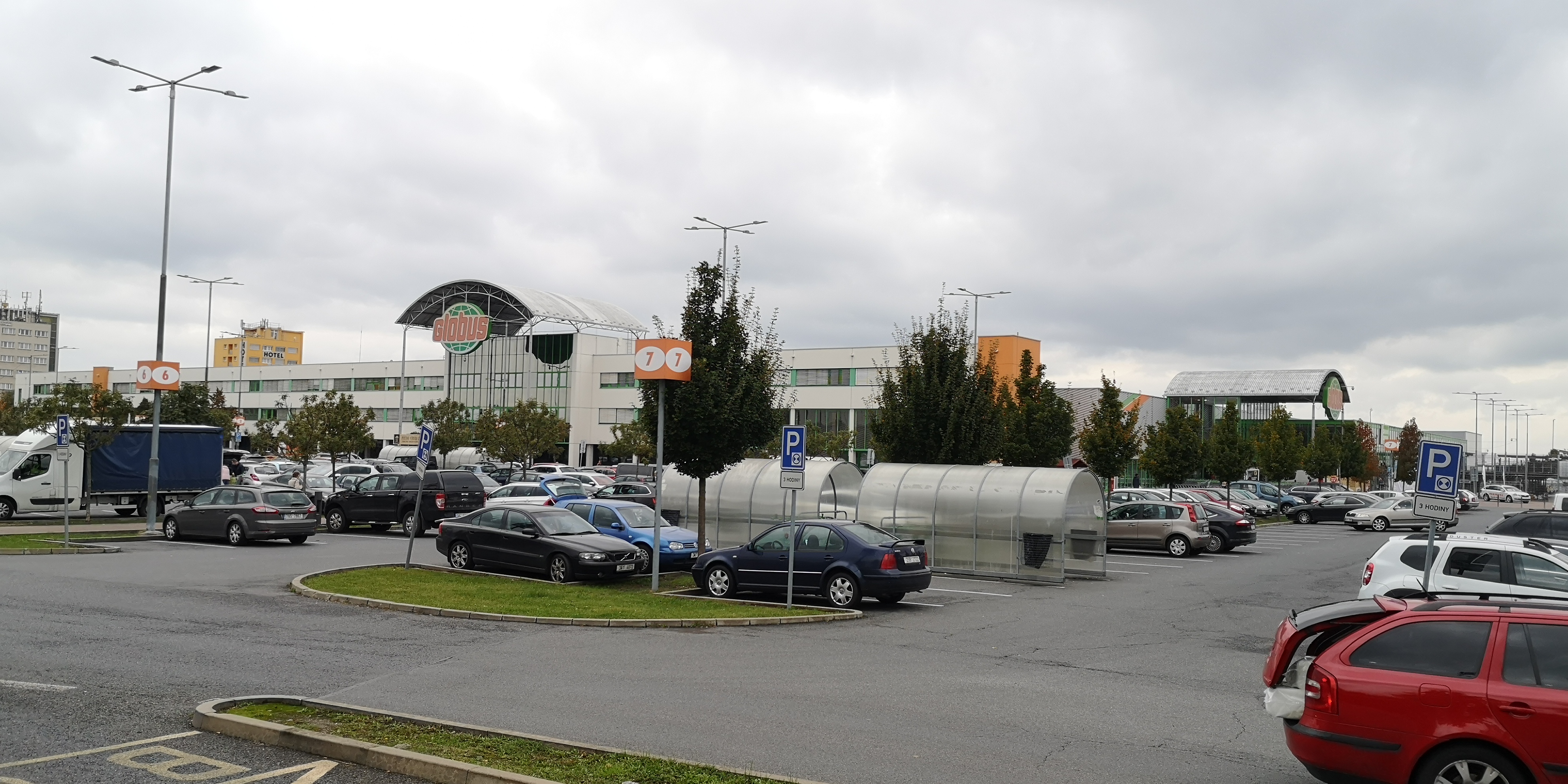 Globus Hypermarket foto 4