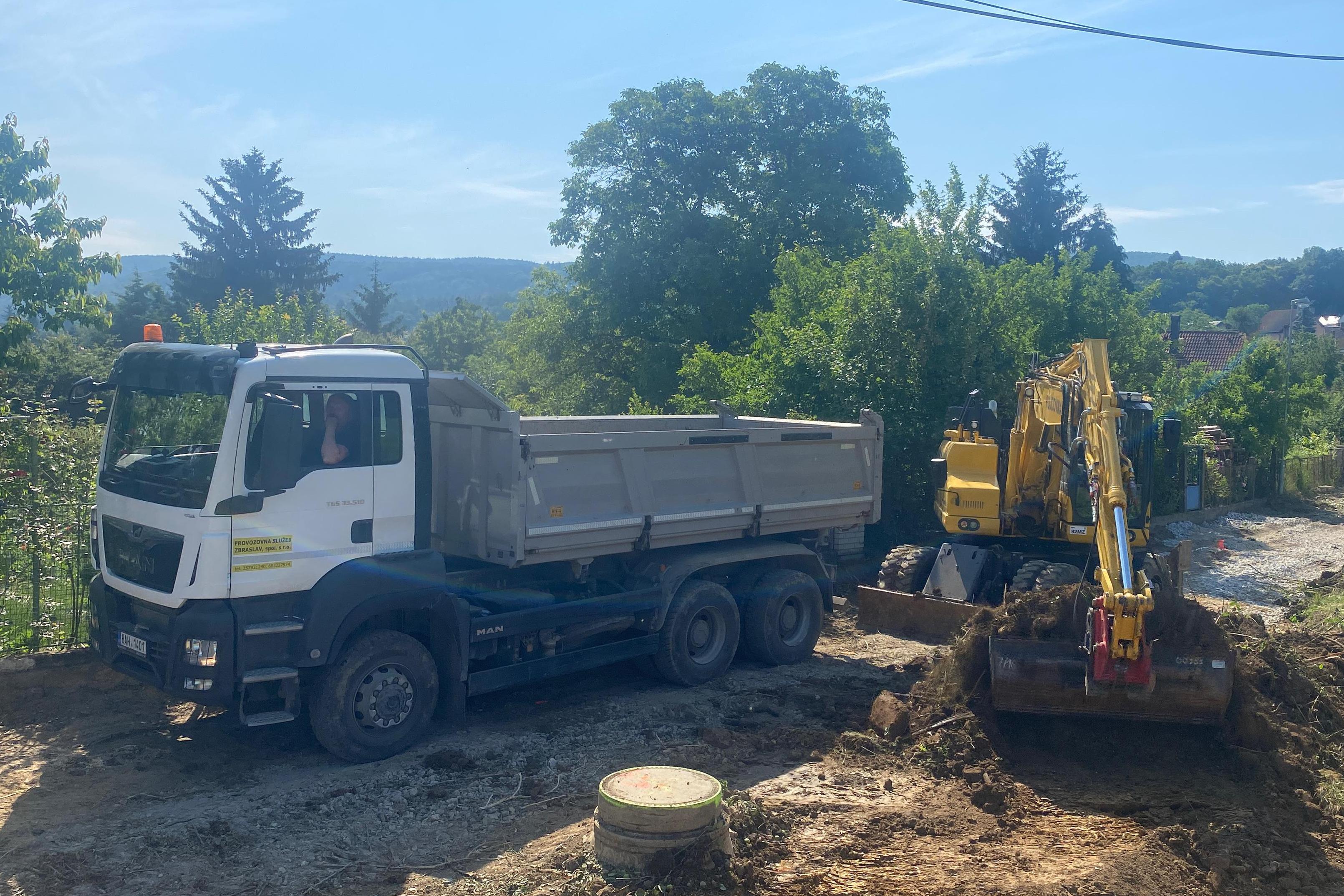 Nákladní autodoprava