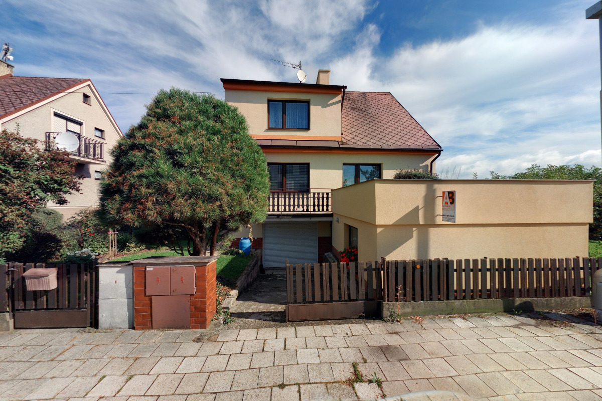 Lubomír Bednář - Zednictví foto 2