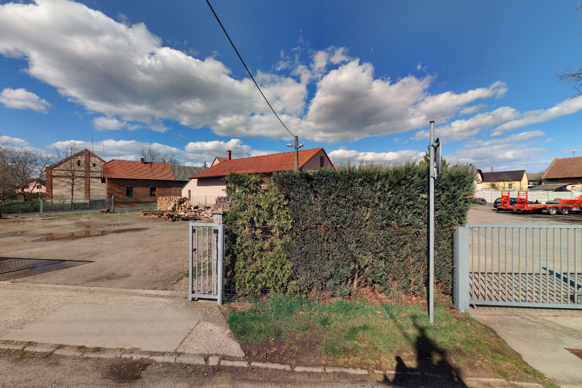 Petrovický s.r.o. - zemní a demoliční práce foto 2