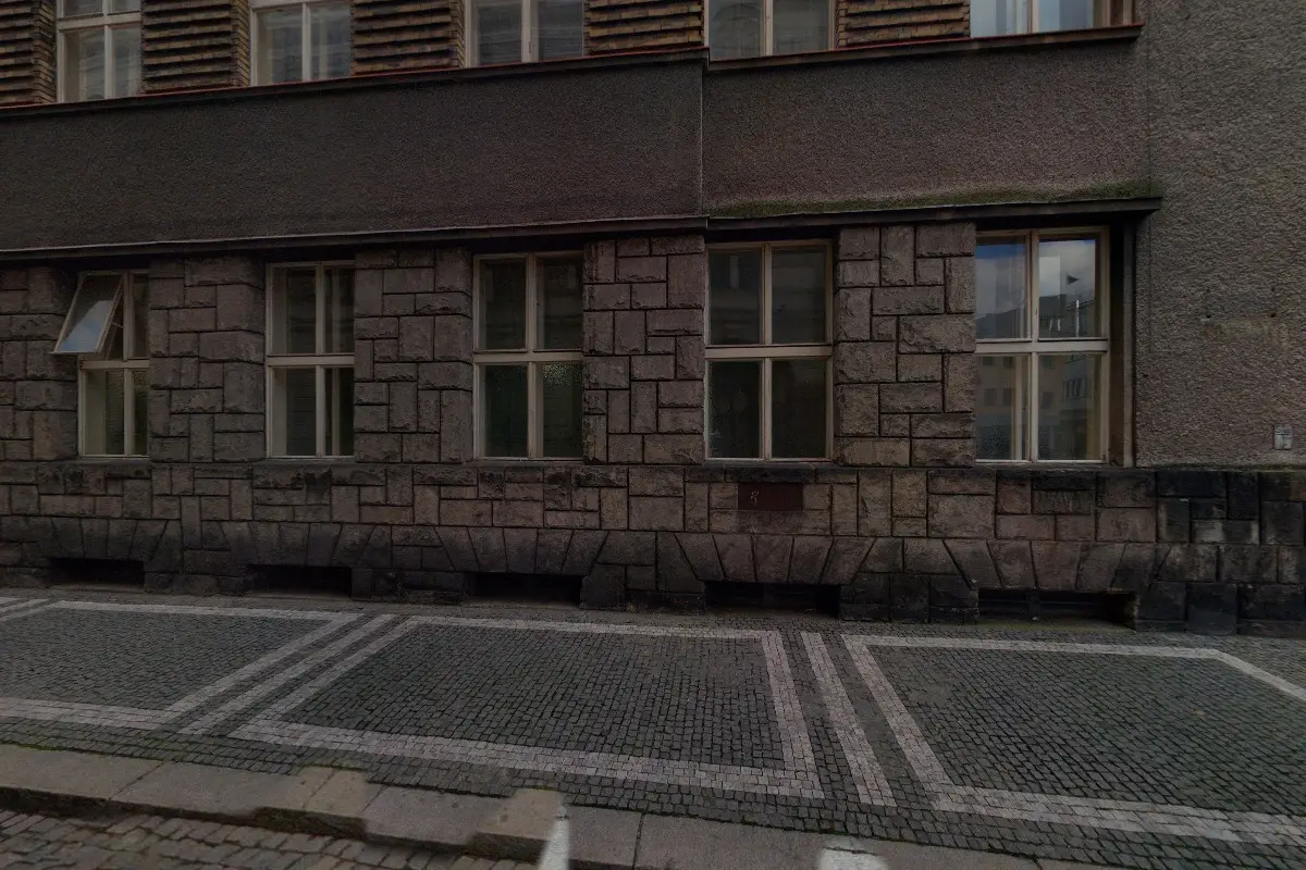 LiNK - jazykové centrum