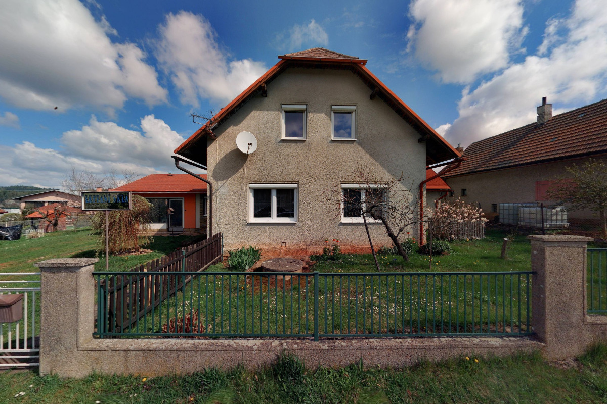 Pískované sklo - MgA. Daniel Vágenknecht foto 2