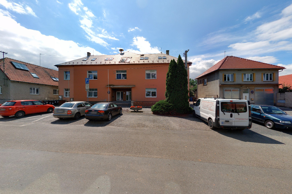 Obecní knihovna Chrášťany