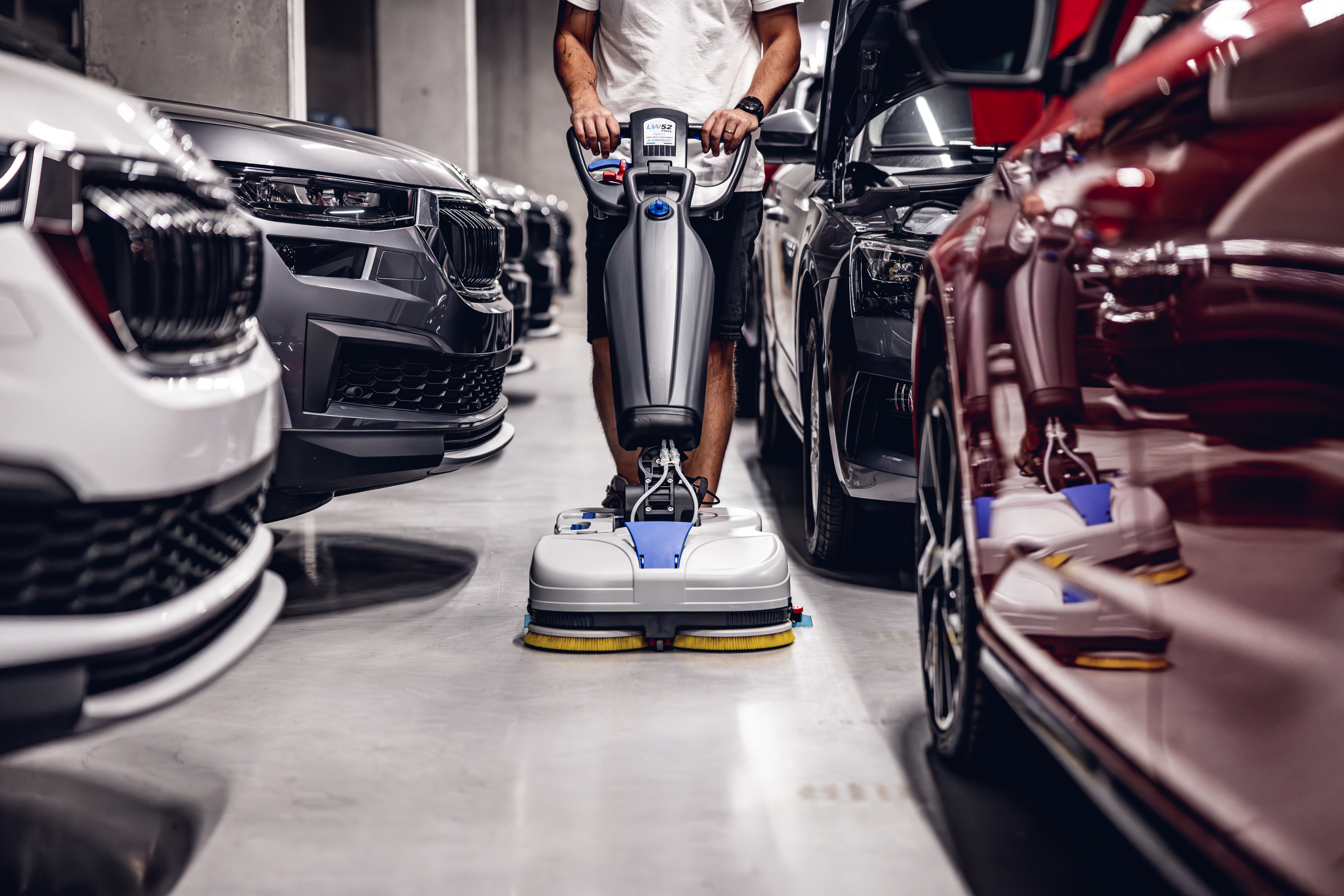 Lindhaus - profesionální úklidová technika foto 2