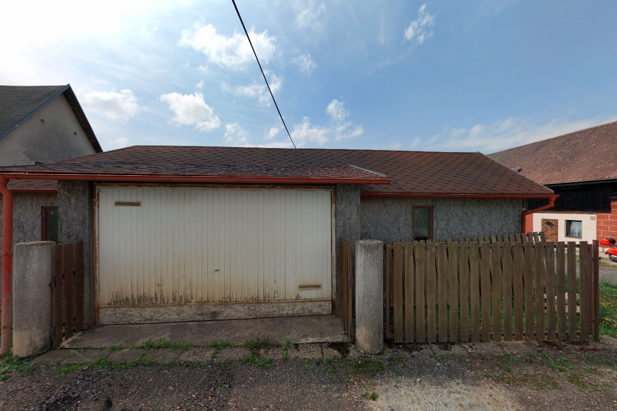 Starožitný nábytek K foto 2